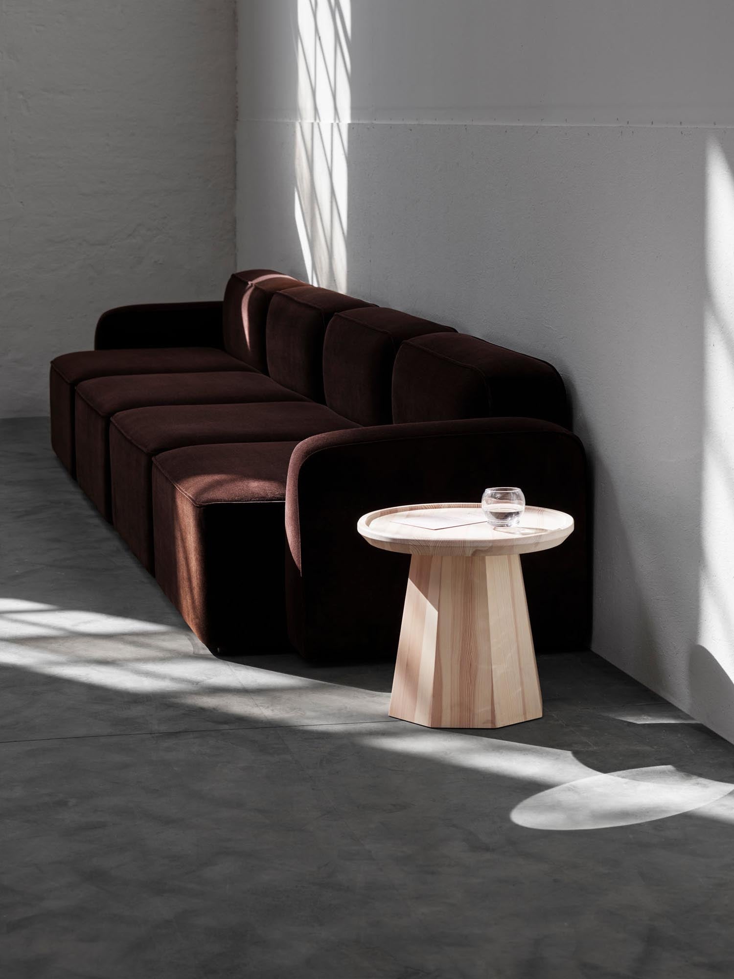 Pine Tisch Small - KAQTU Design