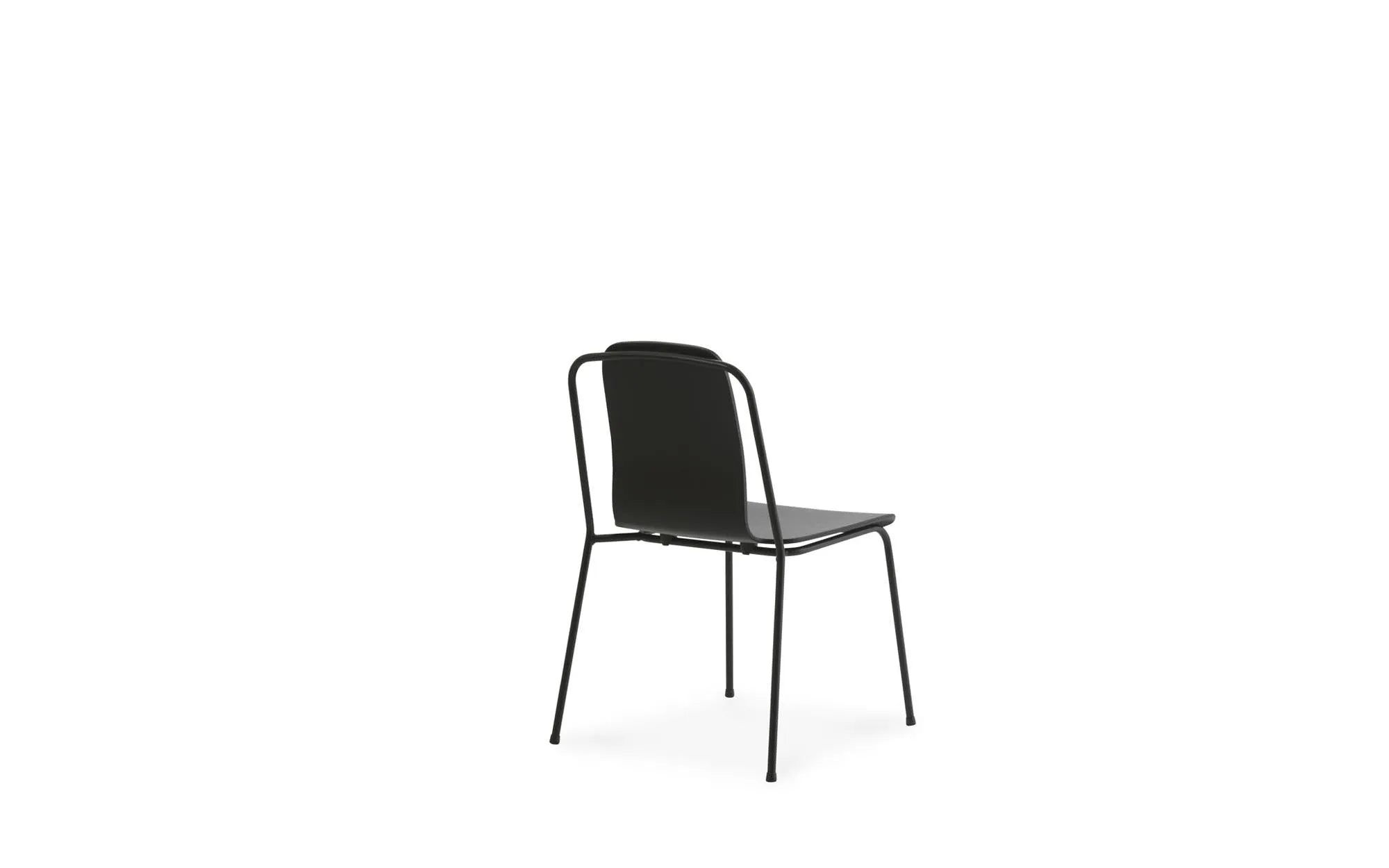 Eleganter Studio Stuhl von Normann Copenhagen für stilvolle Räume.