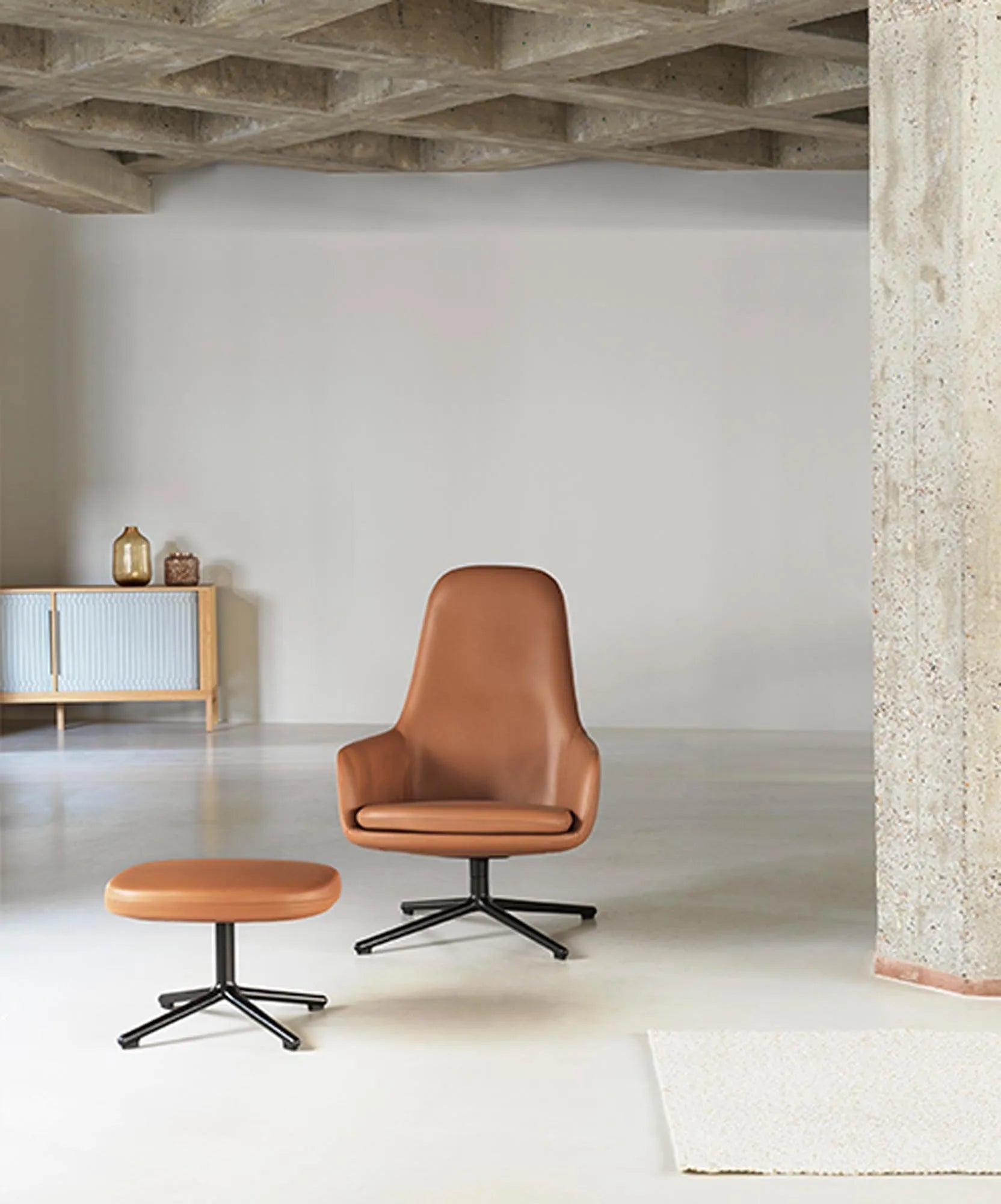 Stilvoller Era Drehsessel hoch: Modernes Design von Normann Copenhagen.