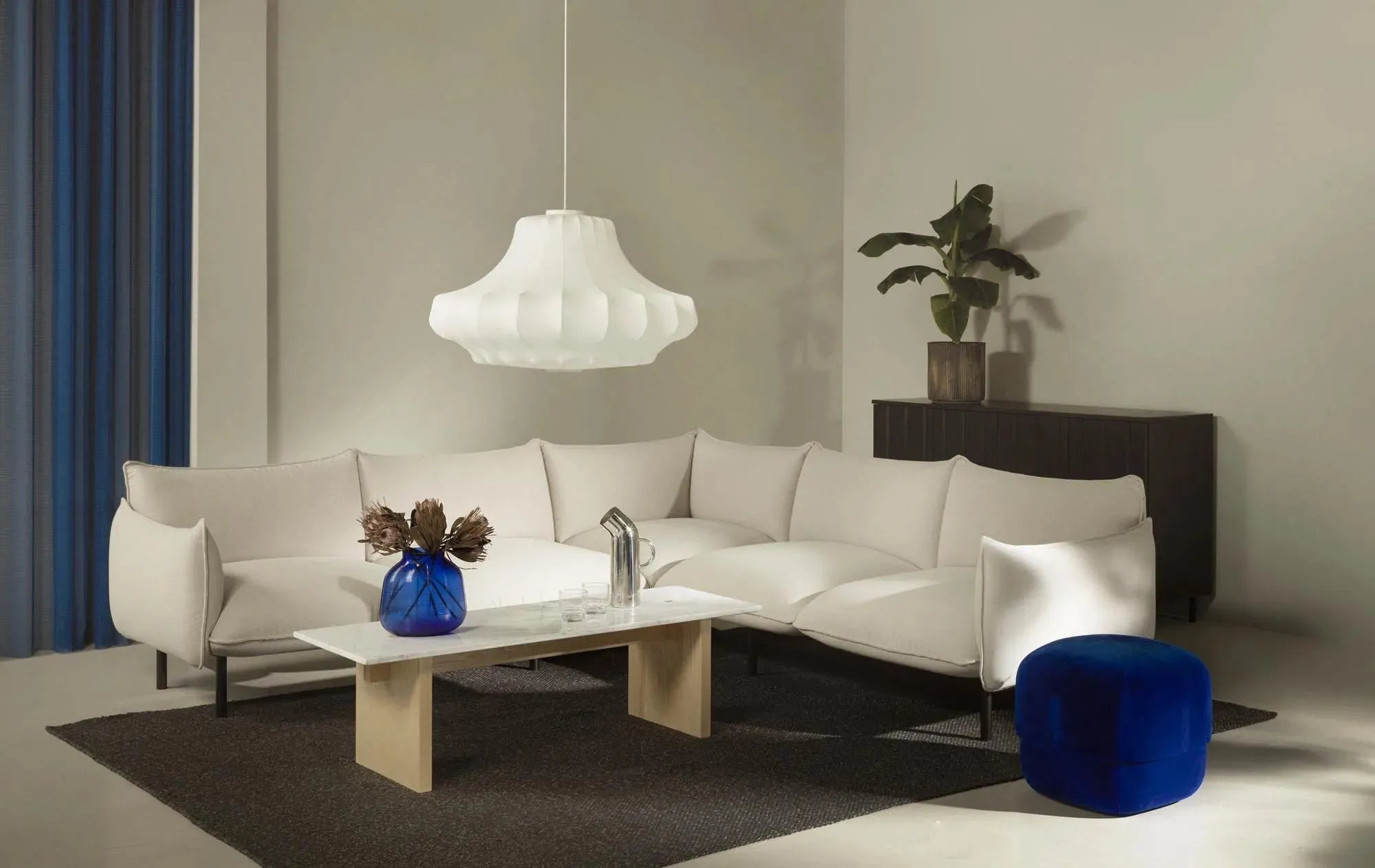 Modernes Ark Ecksofa von Normann Copenhagen: Komfort, Stil und Flexibilität für zeitlose Eleganz.