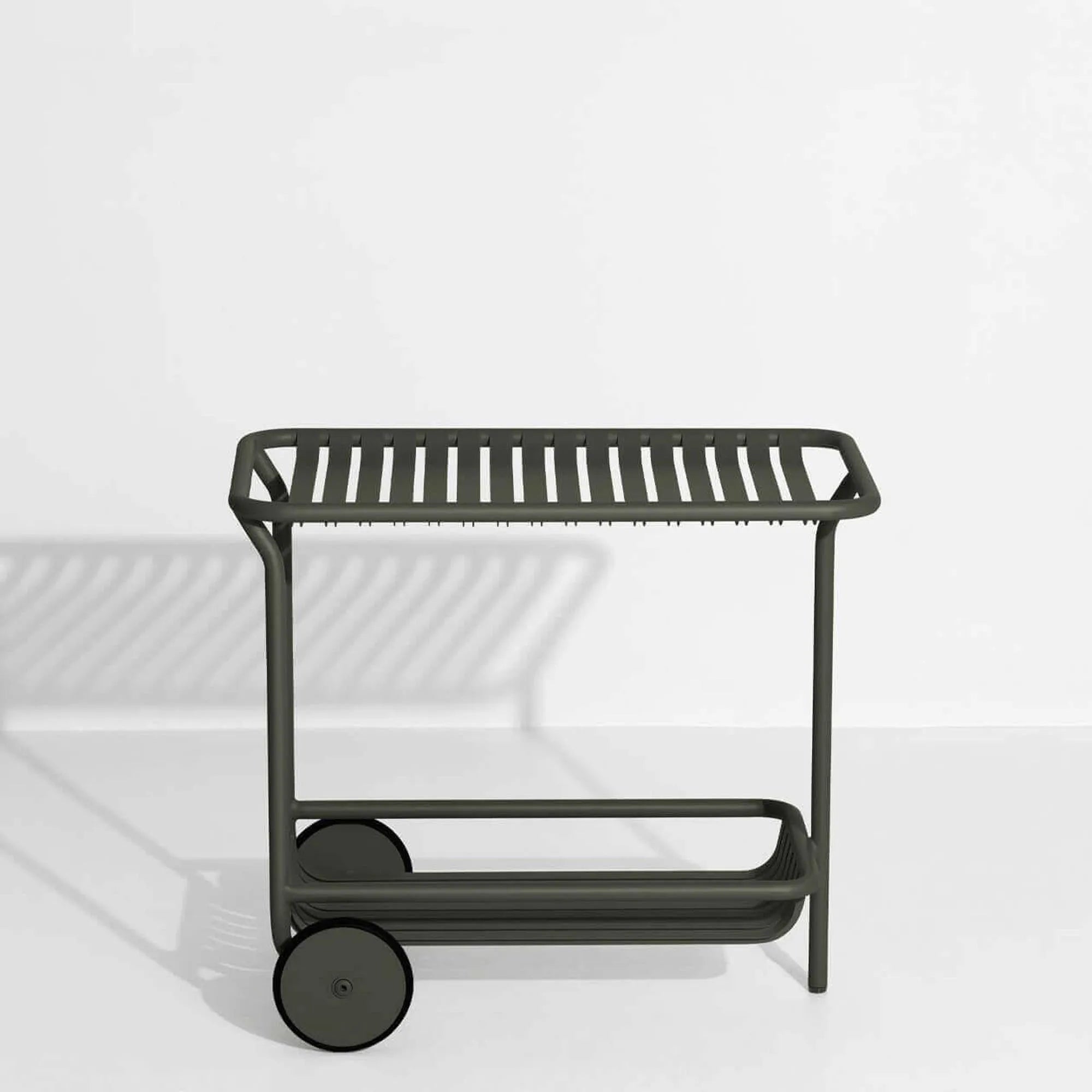 Week-End Trolley in Terracotta präsentiert im Onlineshop von KAQTU Design AG. Beistelltisch Outdoor ist von Petite Friture