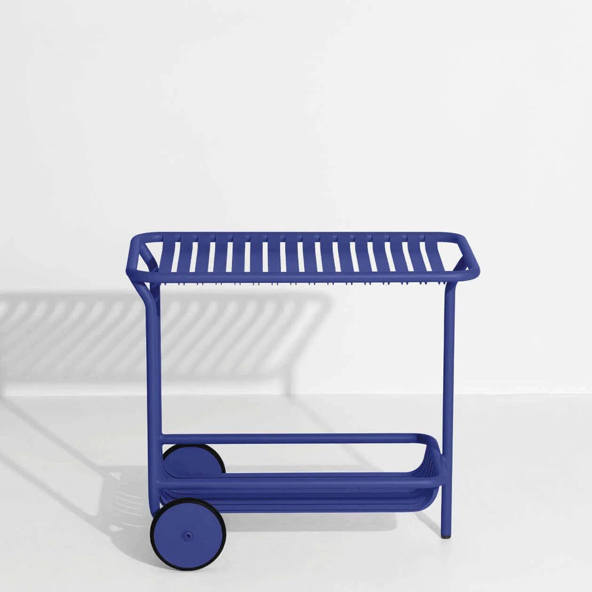 Week-End Trolley in Terracotta präsentiert im Onlineshop von KAQTU Design AG. Beistelltisch Outdoor ist von Petite Friture