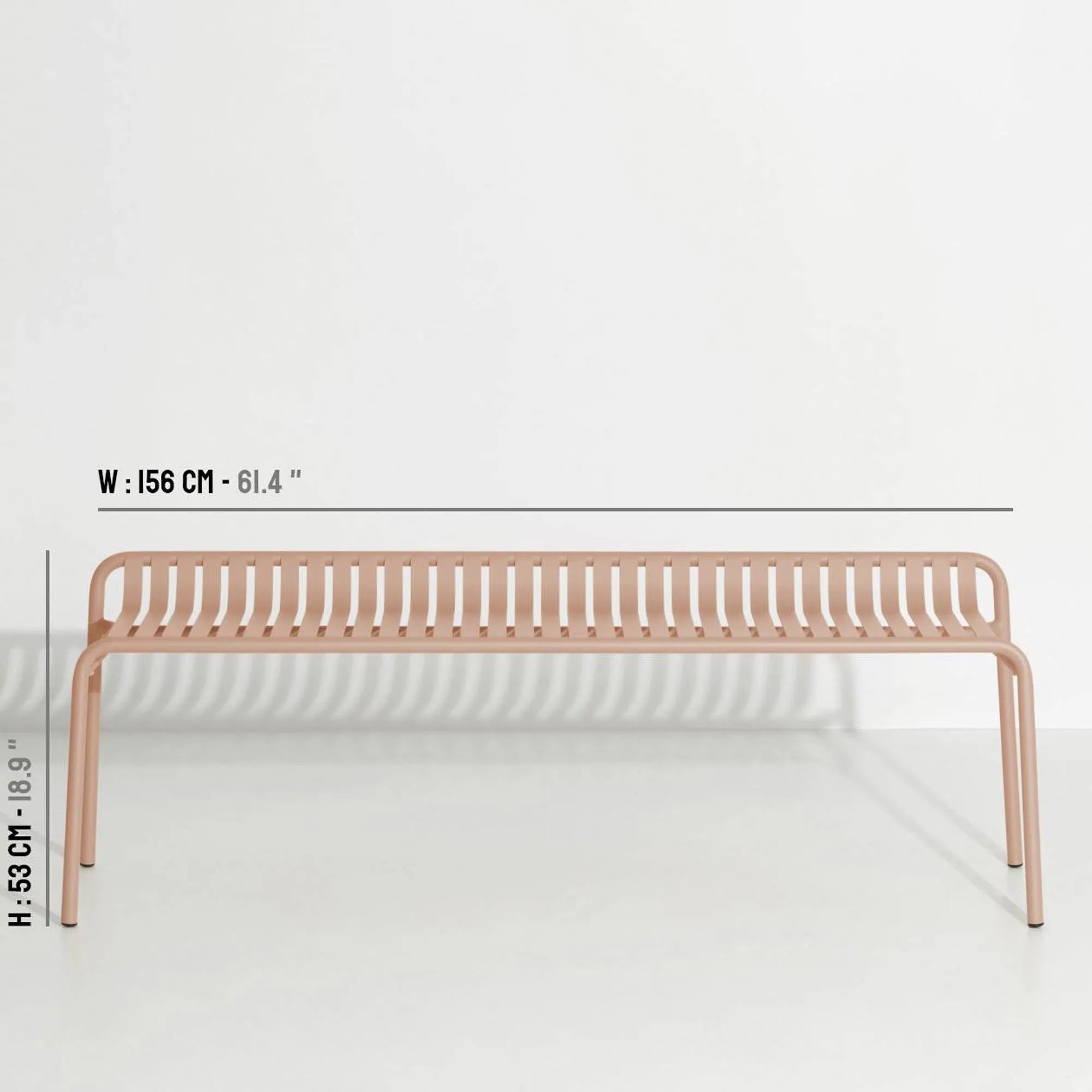 Week-End Gartenbank in Blush präsentiert im Onlineshop von KAQTU Design AG. Gartenbank ist von Petite Friture