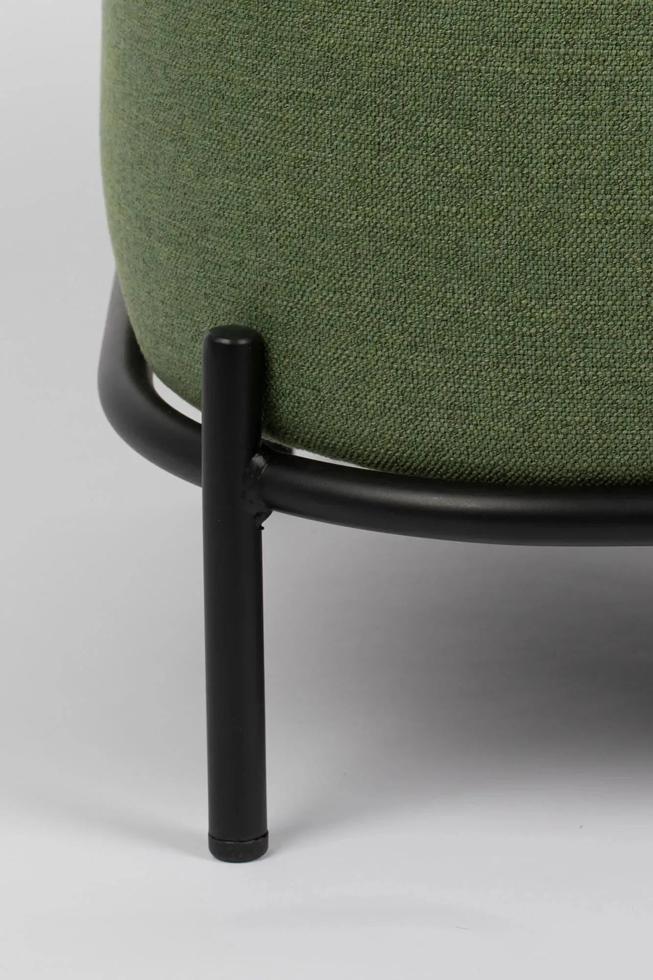 Hocker POLLY: Modernes Design und Komfort für Ihr Zuhause.