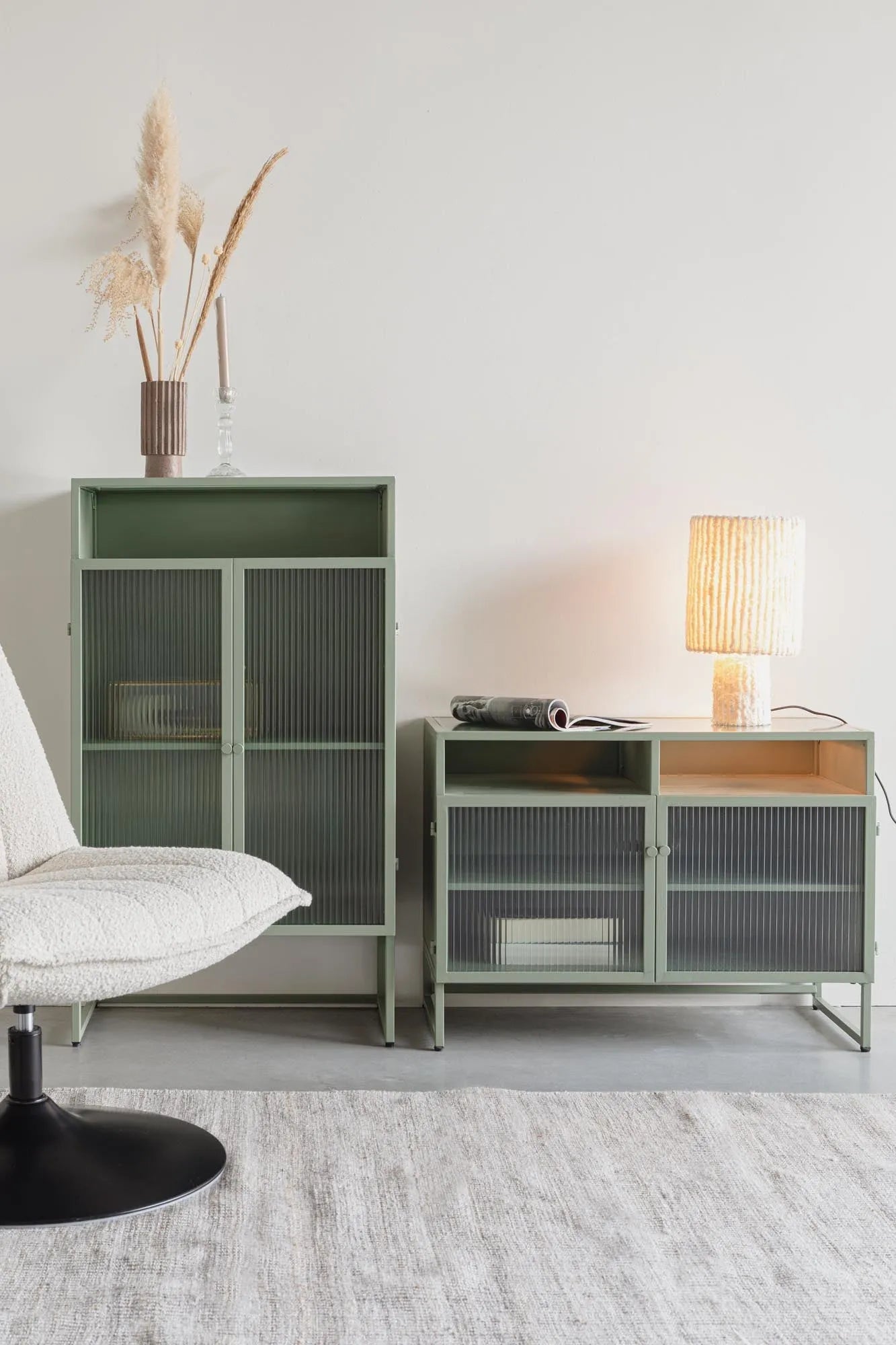 Elegantes Cabinet Herbe Medium von White Label Living entdecken.