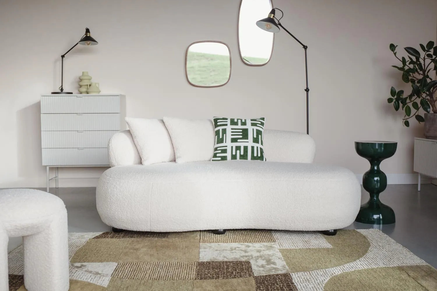 Komfortables Sofa Noxx: Zeitloses Design von White Label Living.