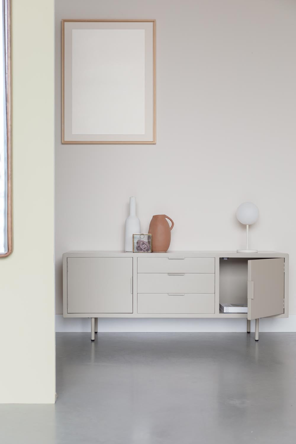 Sideboard Kos in Beige präsentiert im Onlineshop von KAQTU Design AG. Sideboard ist von White Label Living