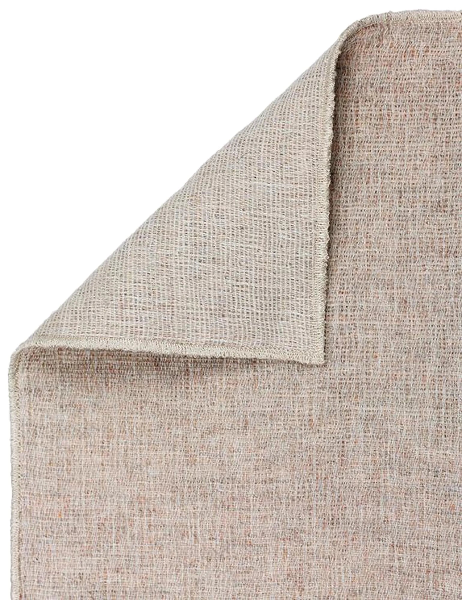 Bettüberwurf Mona in Taupe / Maroon präsentiert im Onlineshop von KAQTU Design AG. Wolldecke ist von ZigZagZurich