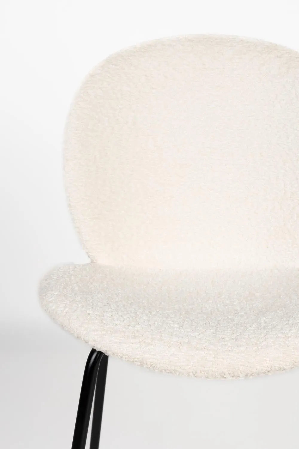 Bonnet Chair in Beige präsentiert im Onlineshop von KAQTU Design AG. Stuhl ist von Zuiver