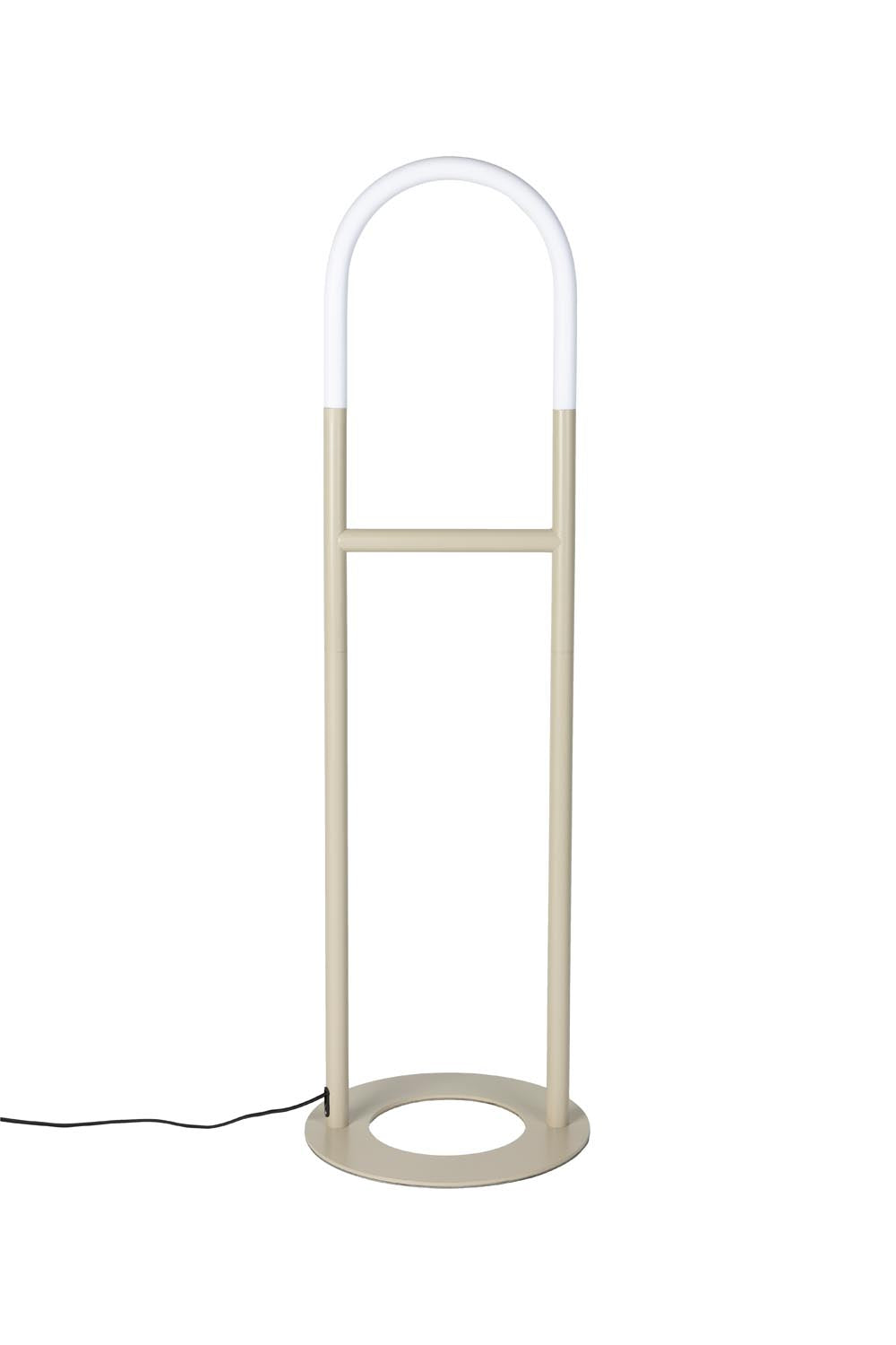 Arch Stehlampe in Beige präsentiert im Onlineshop von KAQTU Design AG. Stehleuchte ist von Zuiver