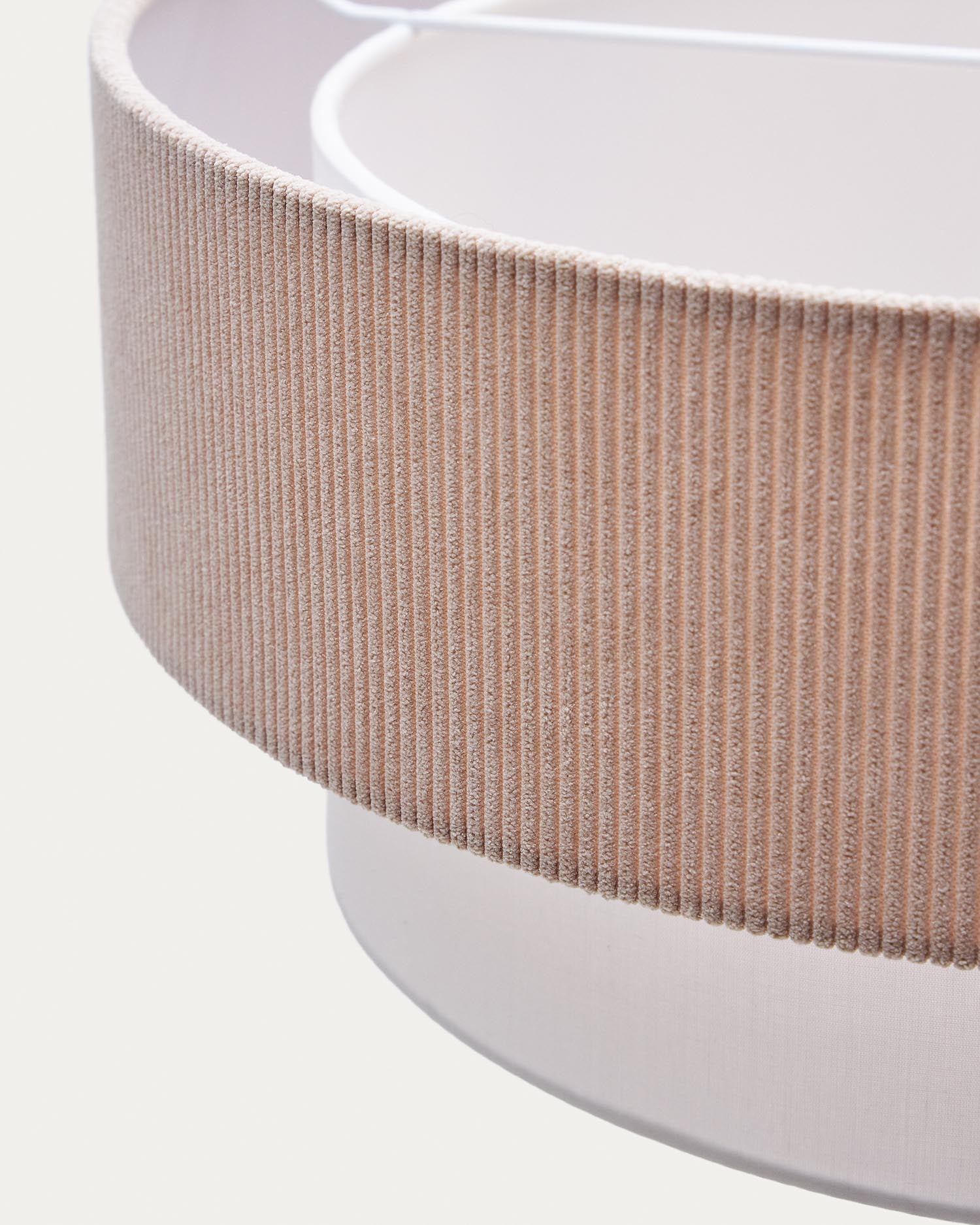 Bianella Deckenleuchte aus Baumwolle und beigem Cord Ø 40 cm in Beige präsentiert im Onlineshop von KAQTU Design AG. Pendelleuchte ist von Kave Home