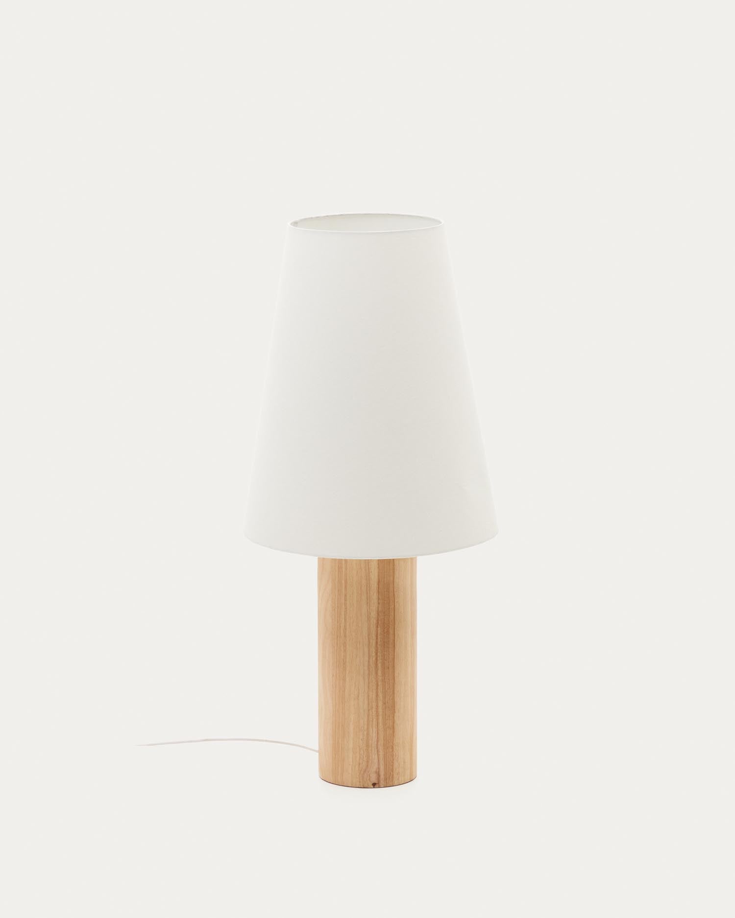 Marga Stehleuchte aus Massivholz mit natürlichem Finish in  präsentiert im Onlineshop von KAQTU Design AG. Stehleuchte ist von Kave Home