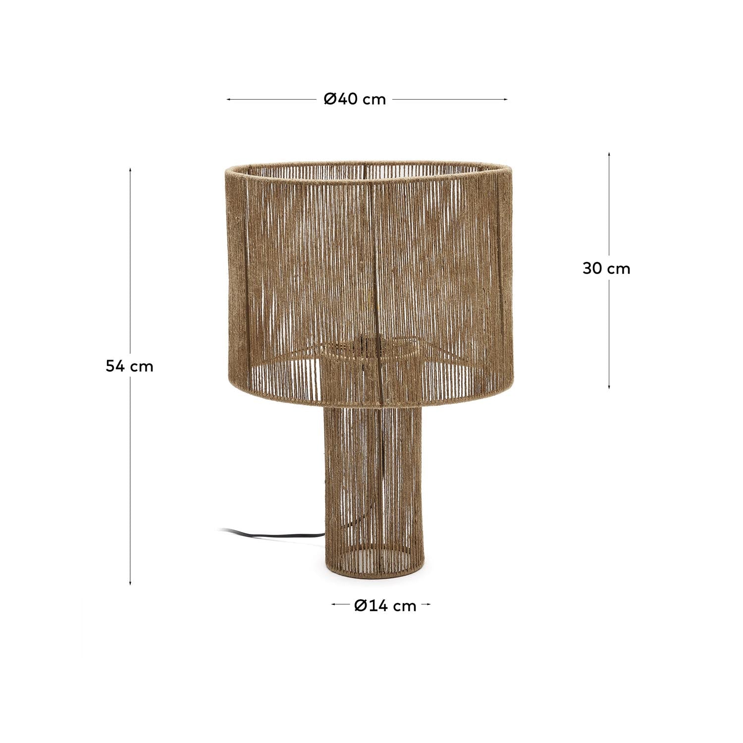 Pontos Tischlampe aus Jute mit natürlichem Finish in Braun präsentiert im Onlineshop von KAQTU Design AG. Tischleuchte ist von Kave Home