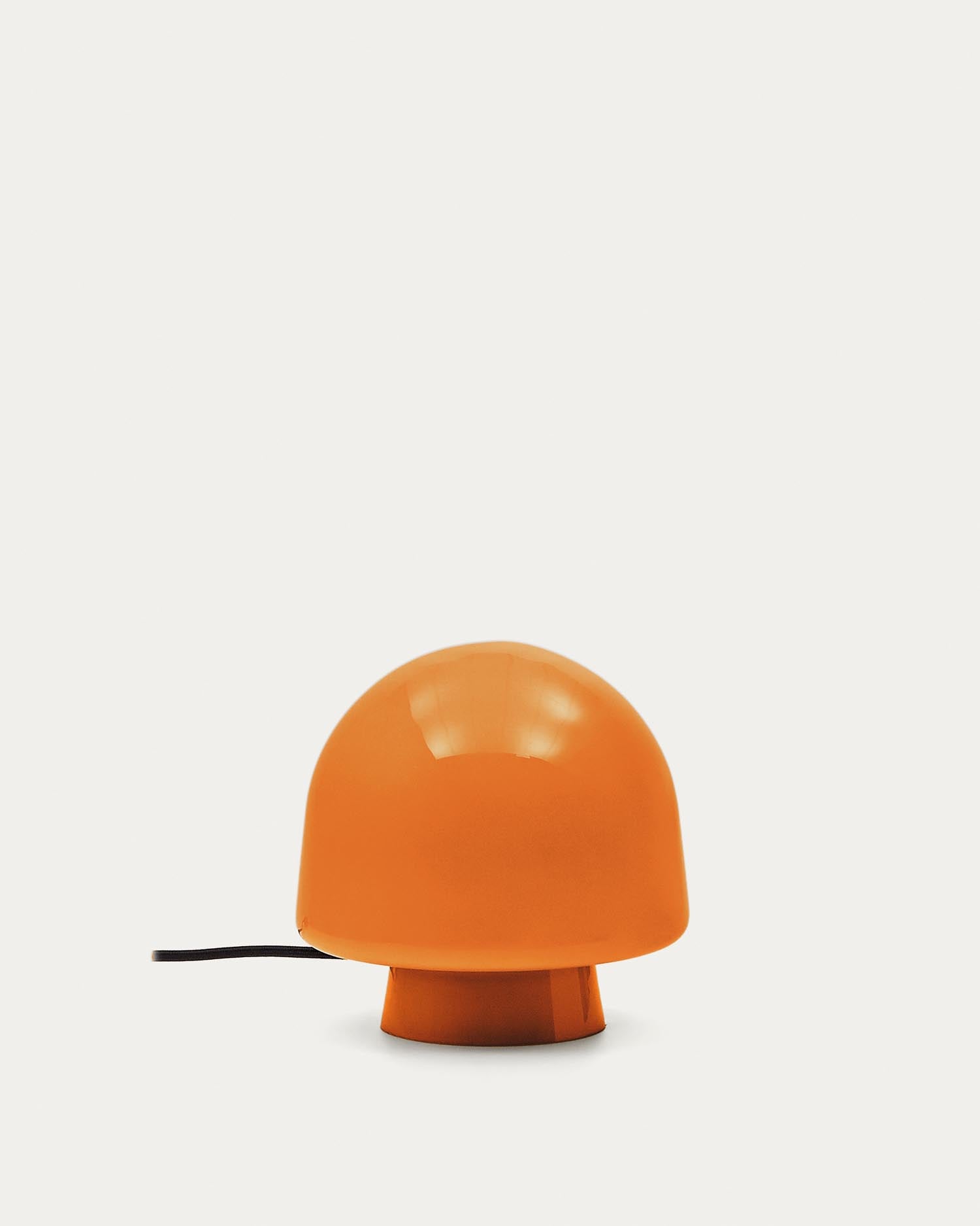 Tischleuchte Reig aus orangefarbenem Glas in Orange präsentiert im Onlineshop von KAQTU Design AG. Tischleuchte ist von Kave Home