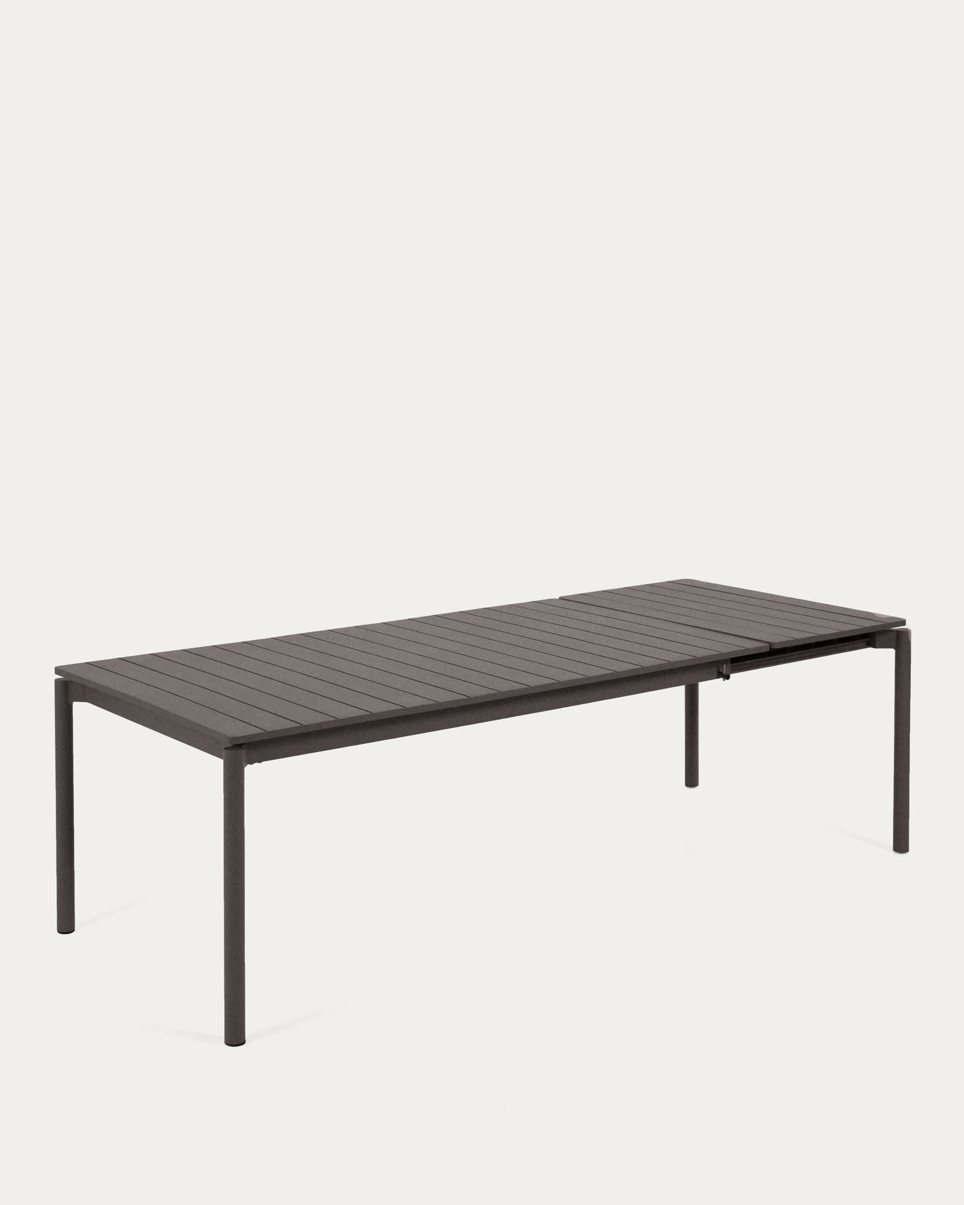 Zaltana ausziehbarer Outdoor-Tisch aus Aluminium matt dunkelgrau 140 (200) x 90 cm in Grau präsentiert im Onlineshop von KAQTU Design AG. Gartentisch ist von Kave Home