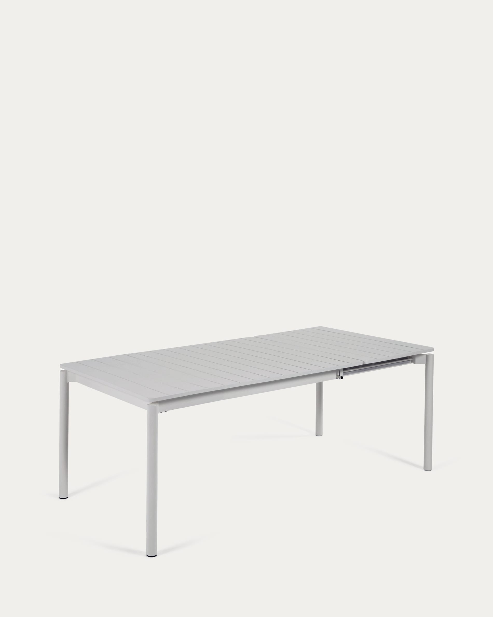 Zaltana Ausziehtisch für den Aussenbereich aus Aluminium mit naturfarbenem Finish 140 (200) x 100 cm in Ecru präsentiert im Onlineshop von KAQTU Design AG. Gartentisch ist von Kave Home