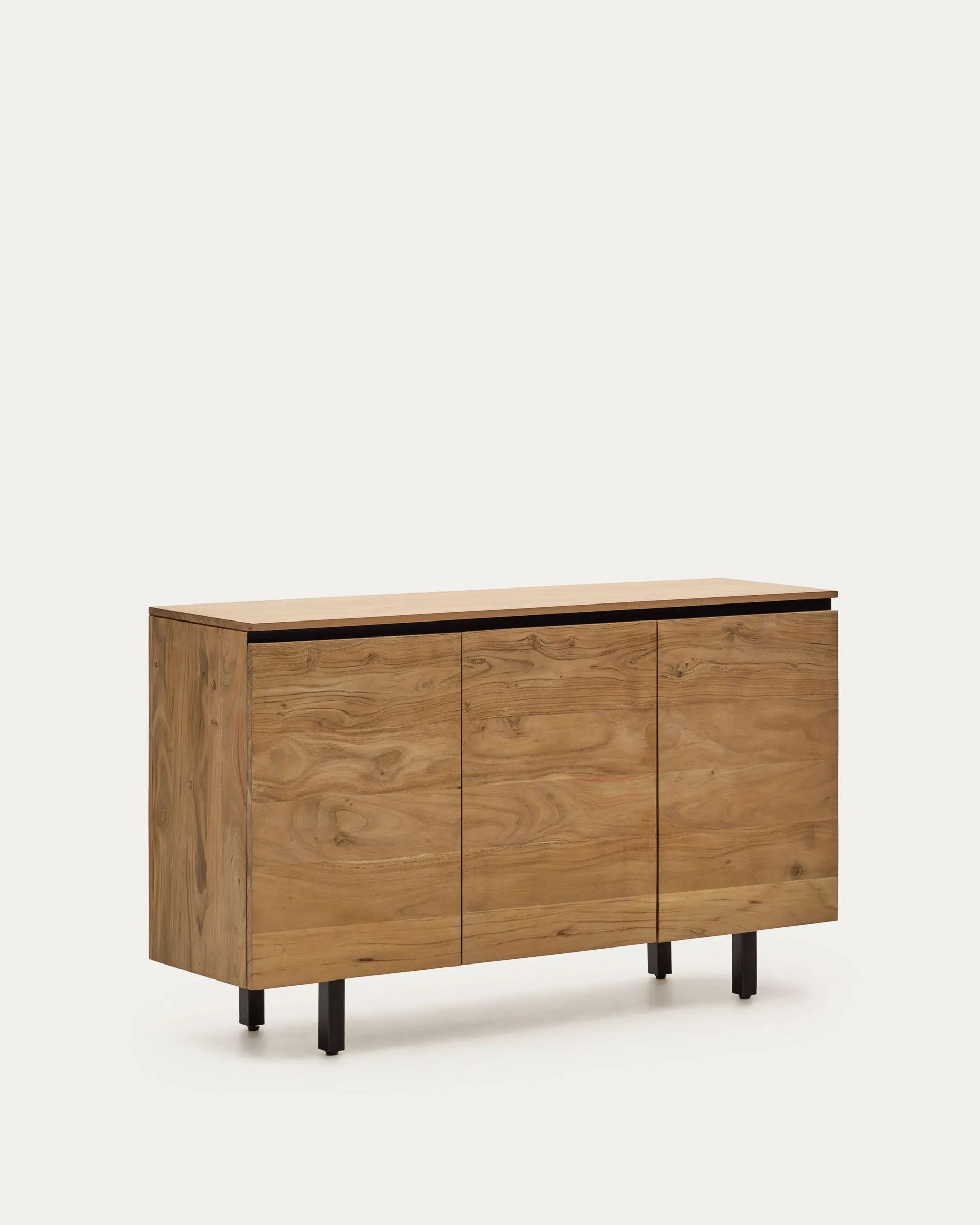 Elegantes Sideboard aus Akazienholz, 150x88 cm, vereint Tradition und Moderne mit natürlichem Finish und klaren Linien.