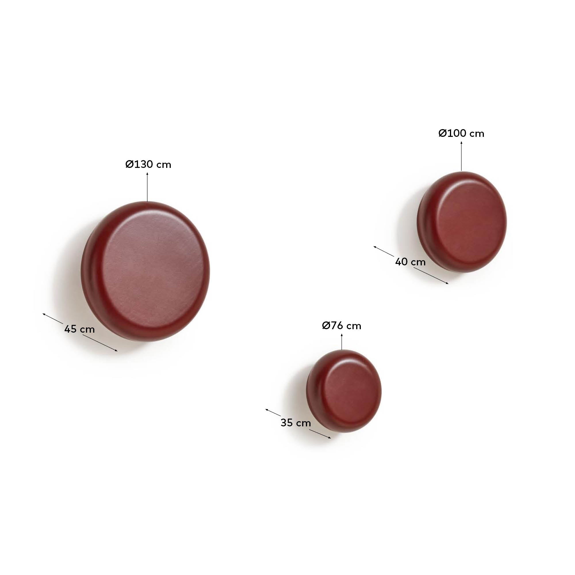 Nadue Set aus 3 Wandhaken aus massiver Buche mit weinrotem Finish in Rot präsentiert im Onlineshop von KAQTU Design AG. Kleiderhaken ist von Kave Home