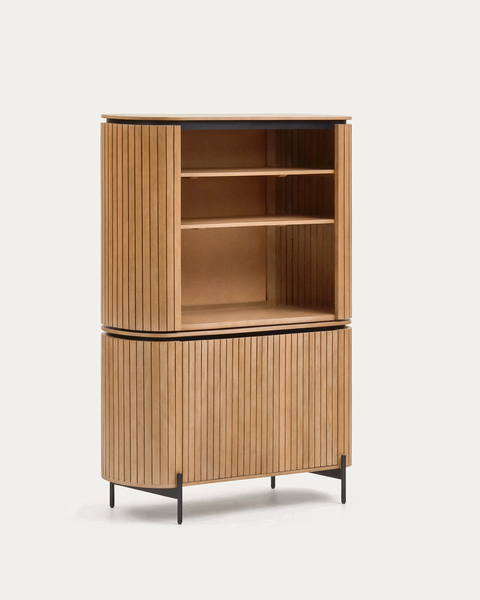 Licia Kommode 2 Türen aus massivem Mangoholz und Metall schwarz lackiert 120 x 170 cm in Braun präsentiert im Onlineshop von KAQTU Design AG. High-Sideboard ist von Kave Home