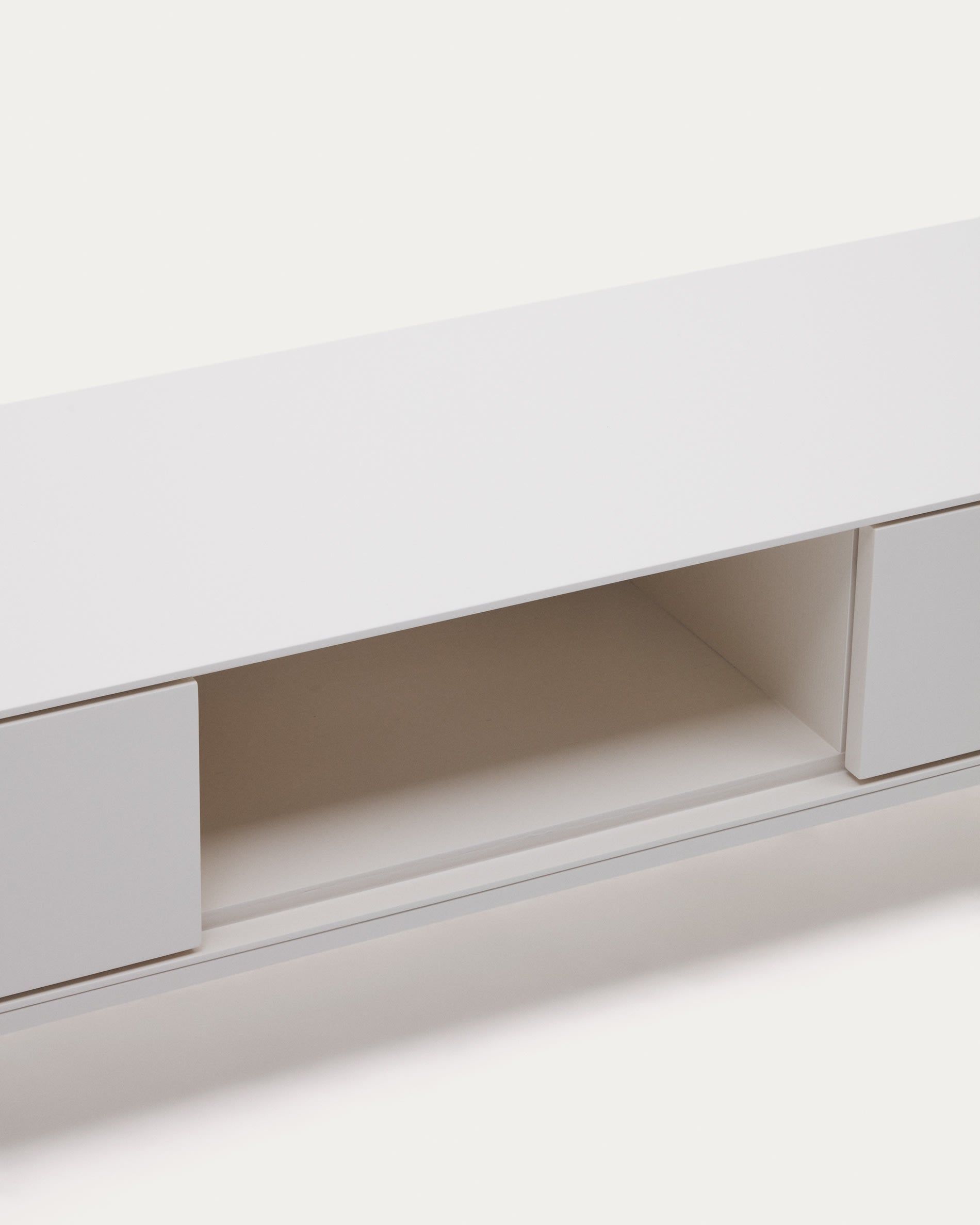 Vedrana TV-Schrank 3 Schubladen MDF weiss lackiert 195 x 35 cm in Weiß präsentiert im Onlineshop von KAQTU Design AG. Sideboard ist von Kave Home