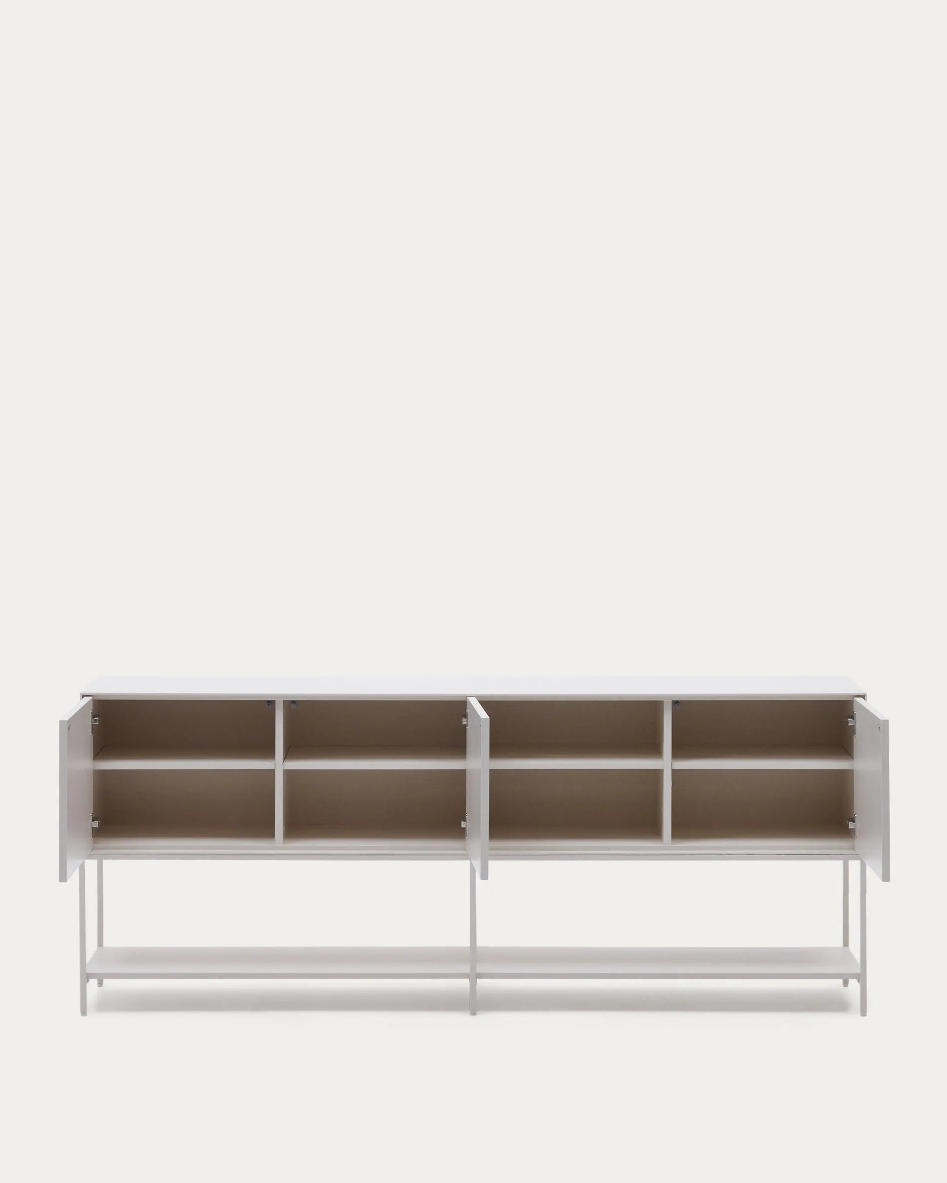 Das Vedrana Sideboard von Kave Home: Eleganz in Weiß, 3 Türen, MDF, 195x80 cm. Modern, funktional, mit Soft-Close-Mechanismus.