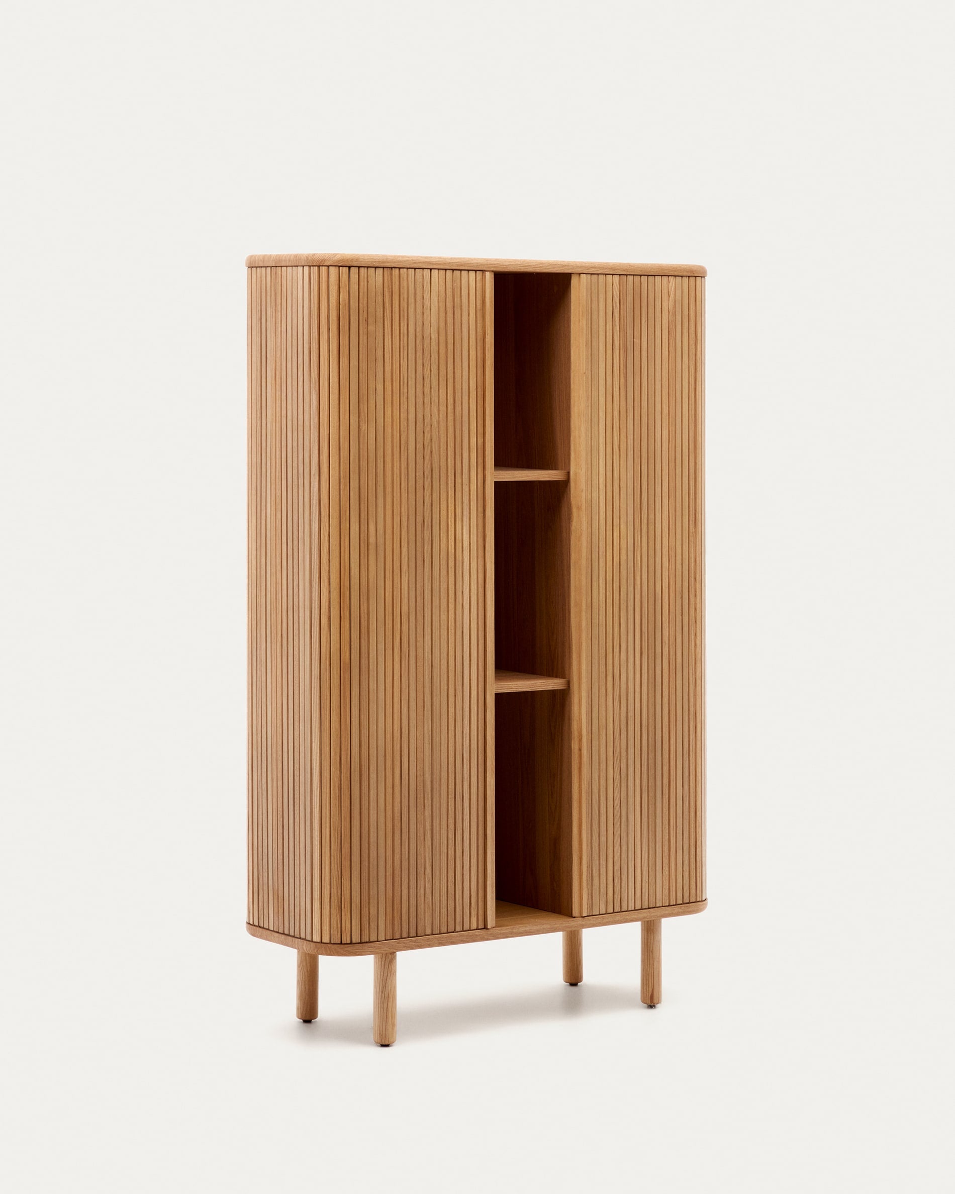 Mailen Highboard 2 Türen mit Eschenfurnier und natürlichem Finish 110 x 160 cm in Braun präsentiert im Onlineshop von KAQTU Design AG. High-Sideboard ist von Kave Home