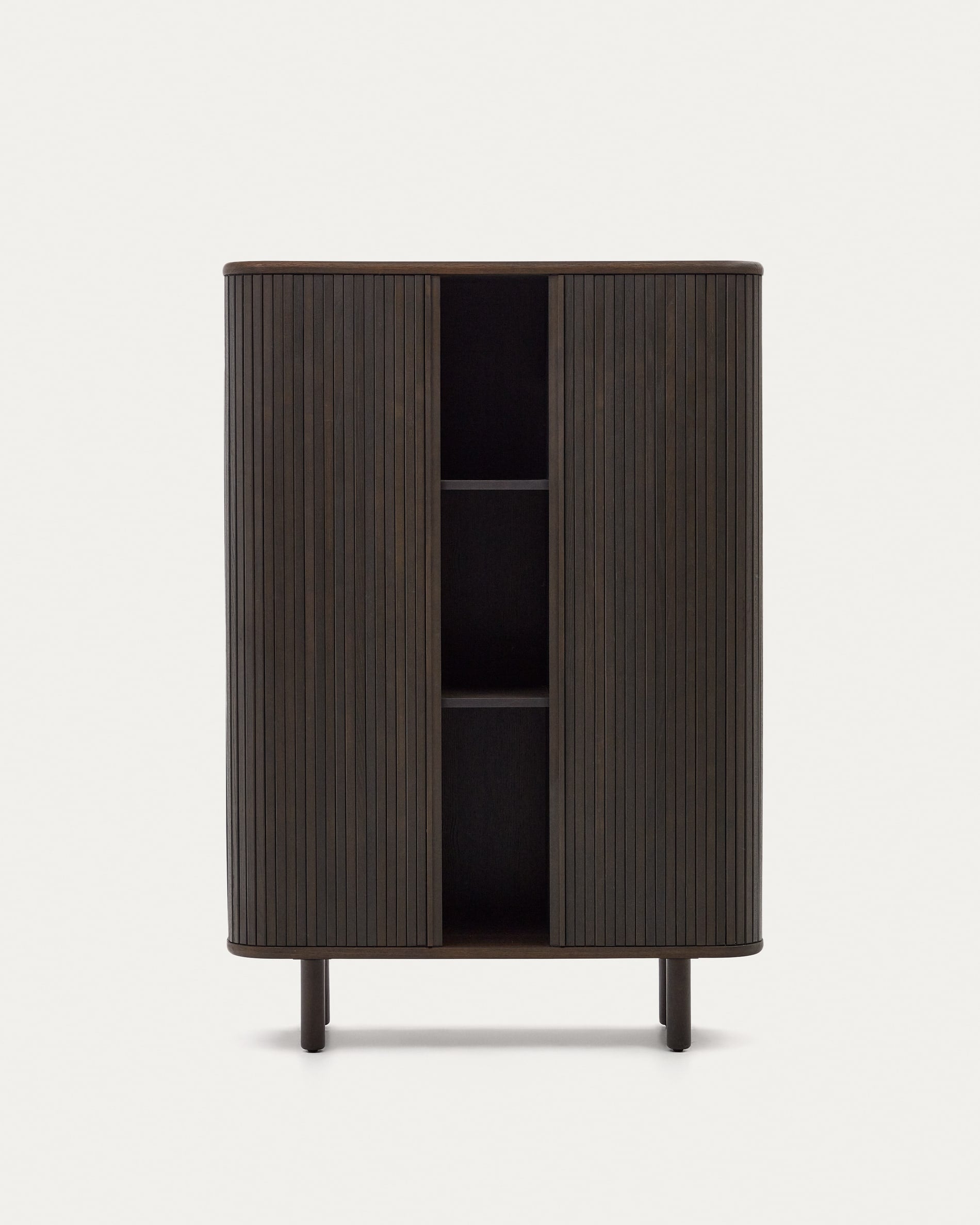 Mailen Highboard 2 Türen mit Eschenfurnier und dunklem Finish 110 x 160 cm in Schwarz präsentiert im Onlineshop von KAQTU Design AG. High-Sideboard ist von Kave Home