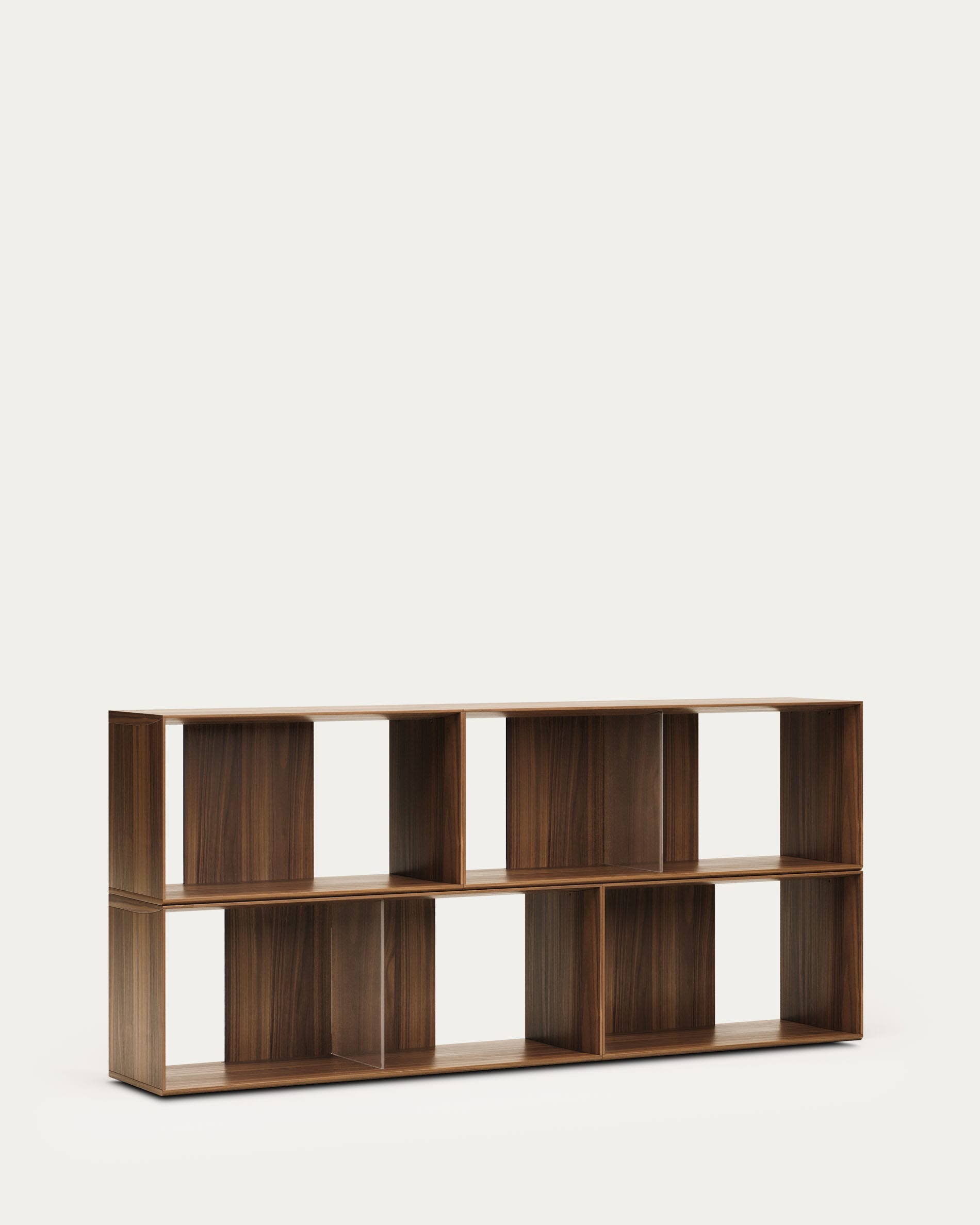 Litto Set aus 4 modularen Regalen aus Nussholzfurnier 168 x 76 cm in Braun präsentiert im Onlineshop von KAQTU Design AG. Regalsystem ist von Kave Home