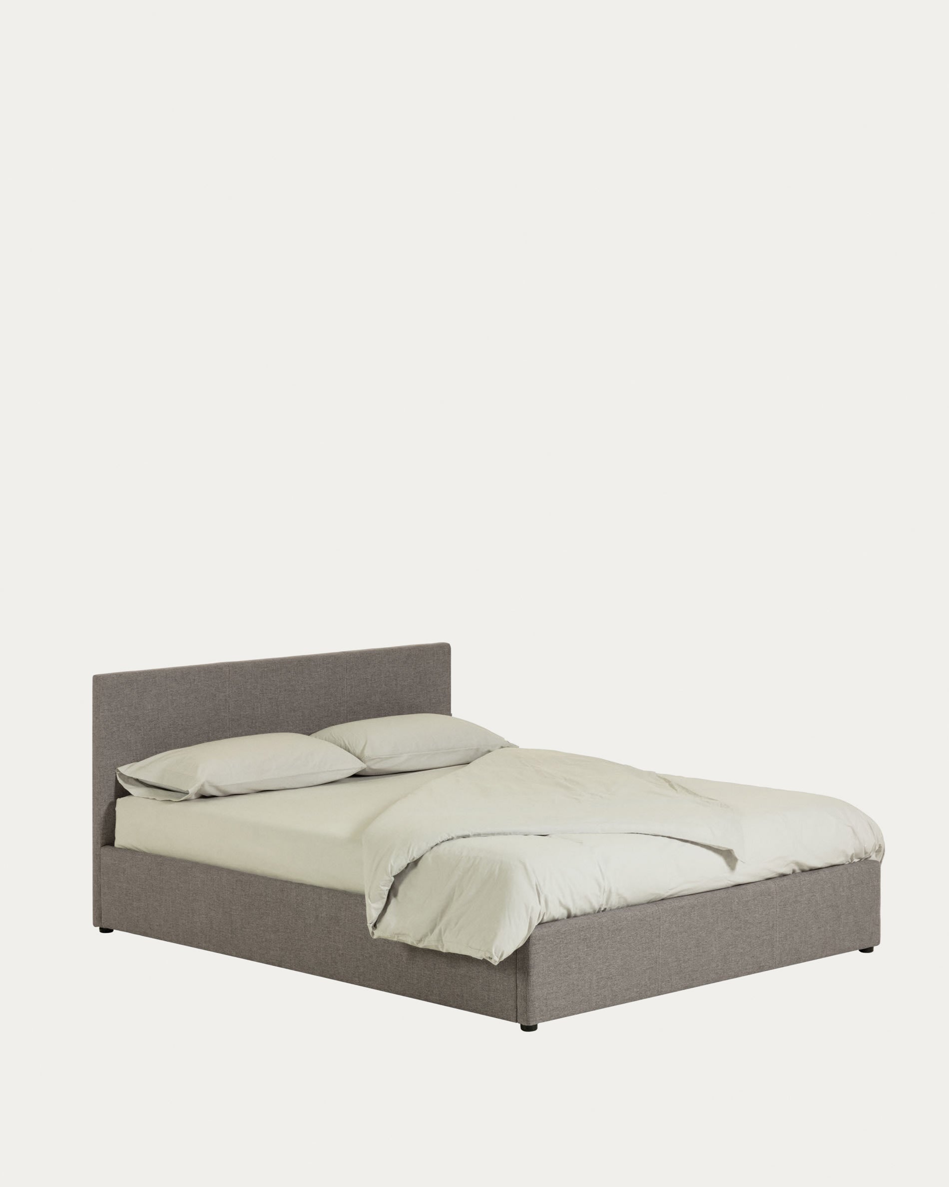 Nahiri Bett mit Stauraum in Grau für Matratze von 180 x 200 cm in Grau präsentiert im Onlineshop von KAQTU Design AG. Bett ist von Kave Home