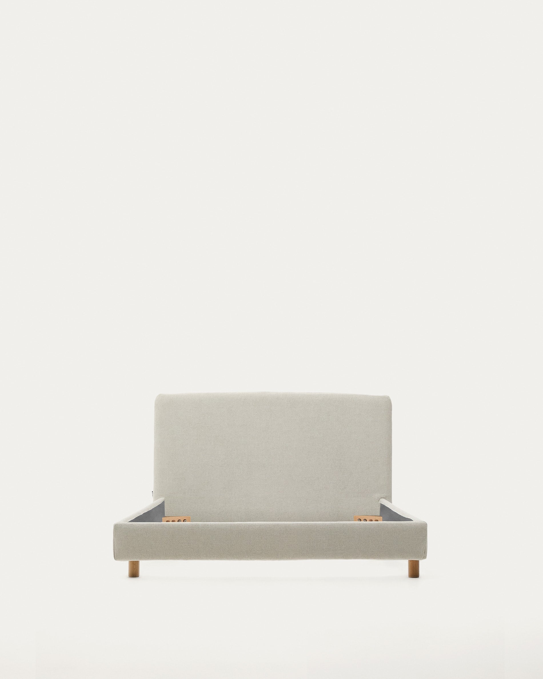 Bettüberzug aus perlfarbener Chenille für Bett Valma mit Matratze von 90 x 200 cm in Perle präsentiert im Onlineshop von KAQTU Design AG. Zubehör Bett ist von Kave Home