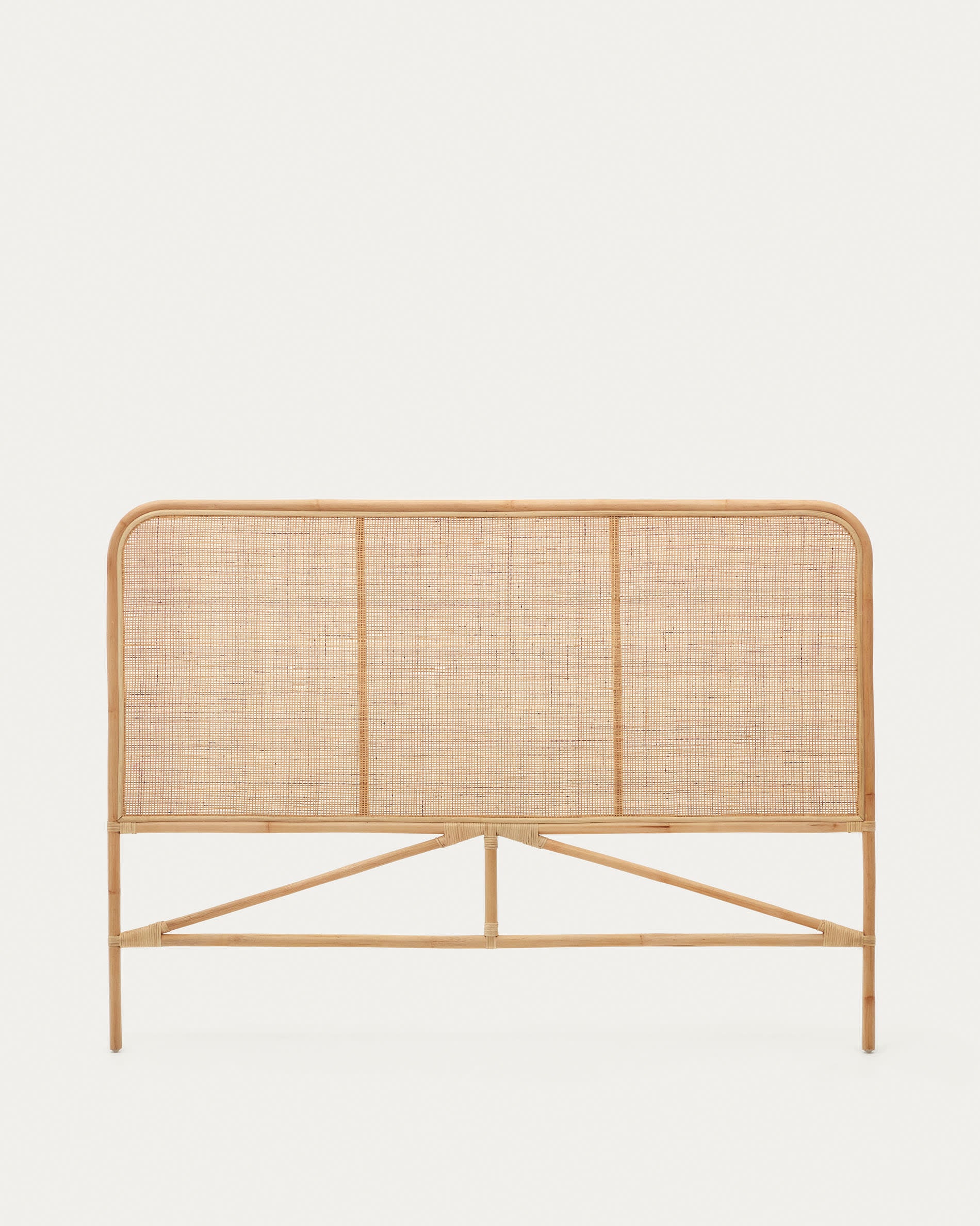 Quiterie Bettkopfteil aus Rattan mit natürlichem Finish 150/160 cm in Braun präsentiert im Onlineshop von KAQTU Design AG. Zubehör Bett ist von Kave Home