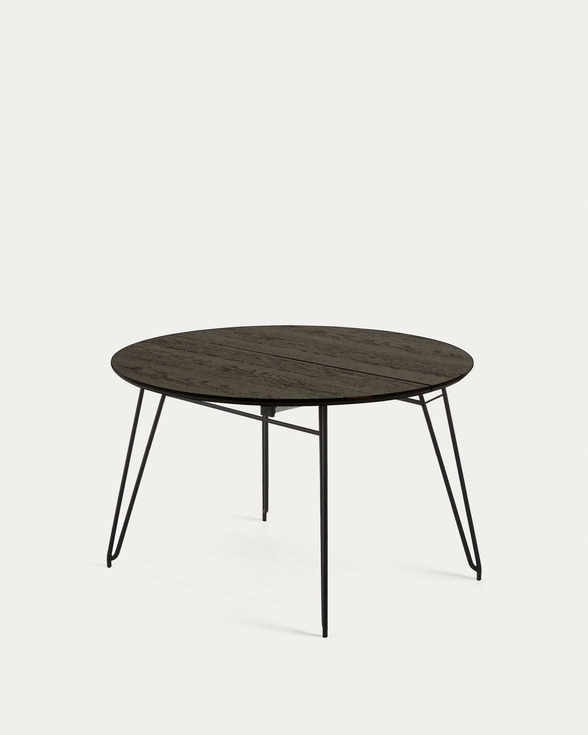 Milian ausziehbarer runder Tisch Ø 120 (200) cm Eschenfurnier und schwarze Stahlbeine in Schwarz präsentiert im Onlineshop von KAQTU Design AG. Esstisch ist von Kave Home