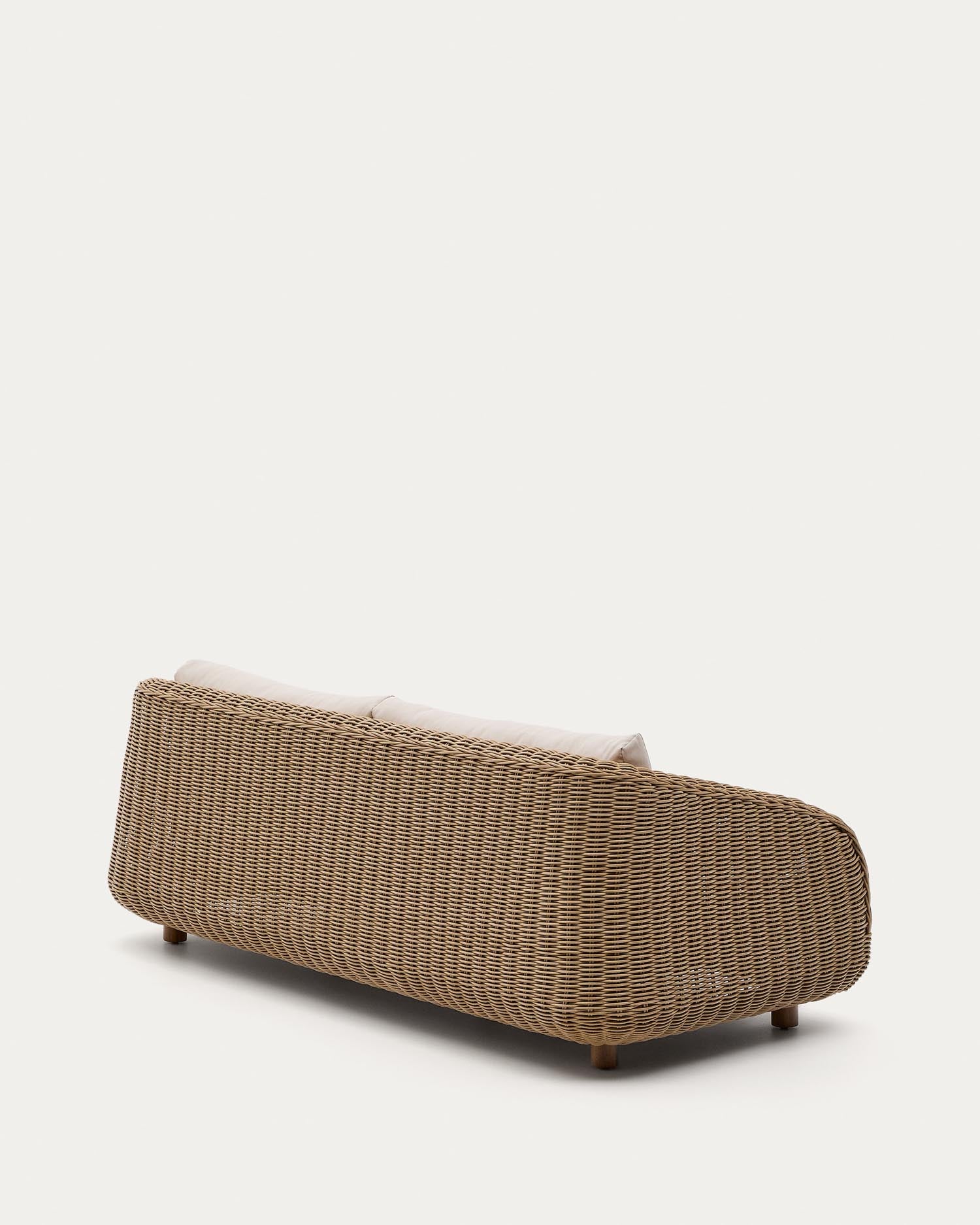 3-Sitzer-Sofa Meria aus synthetischem Rattan 208 cm in Hellbraun präsentiert im Onlineshop von KAQTU Design AG. Lounge Sofa ist von Kave Home