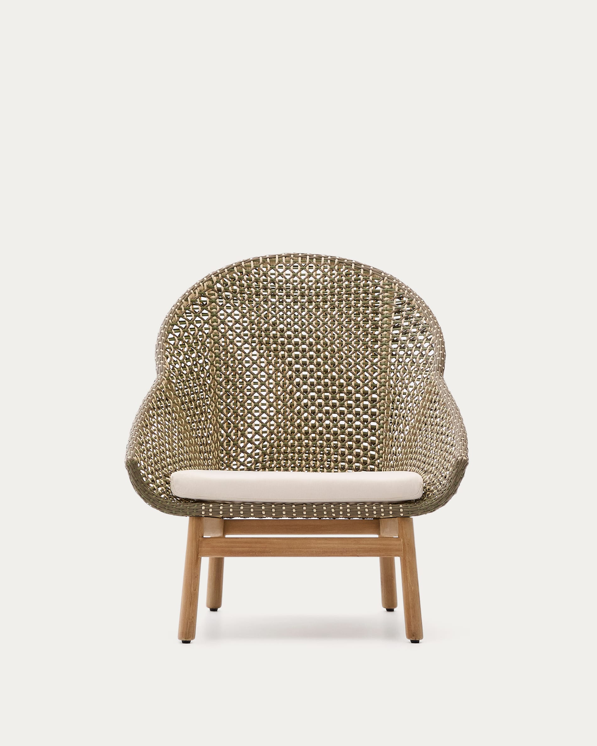 Sessel Olbia mit hoher Rückenlehne aus synthetischem Rattan und massivem Teakholz FSC 100  in Grün präsentiert im Onlineshop von KAQTU Design AG. Outdoor-Sessel ist von Kave Home