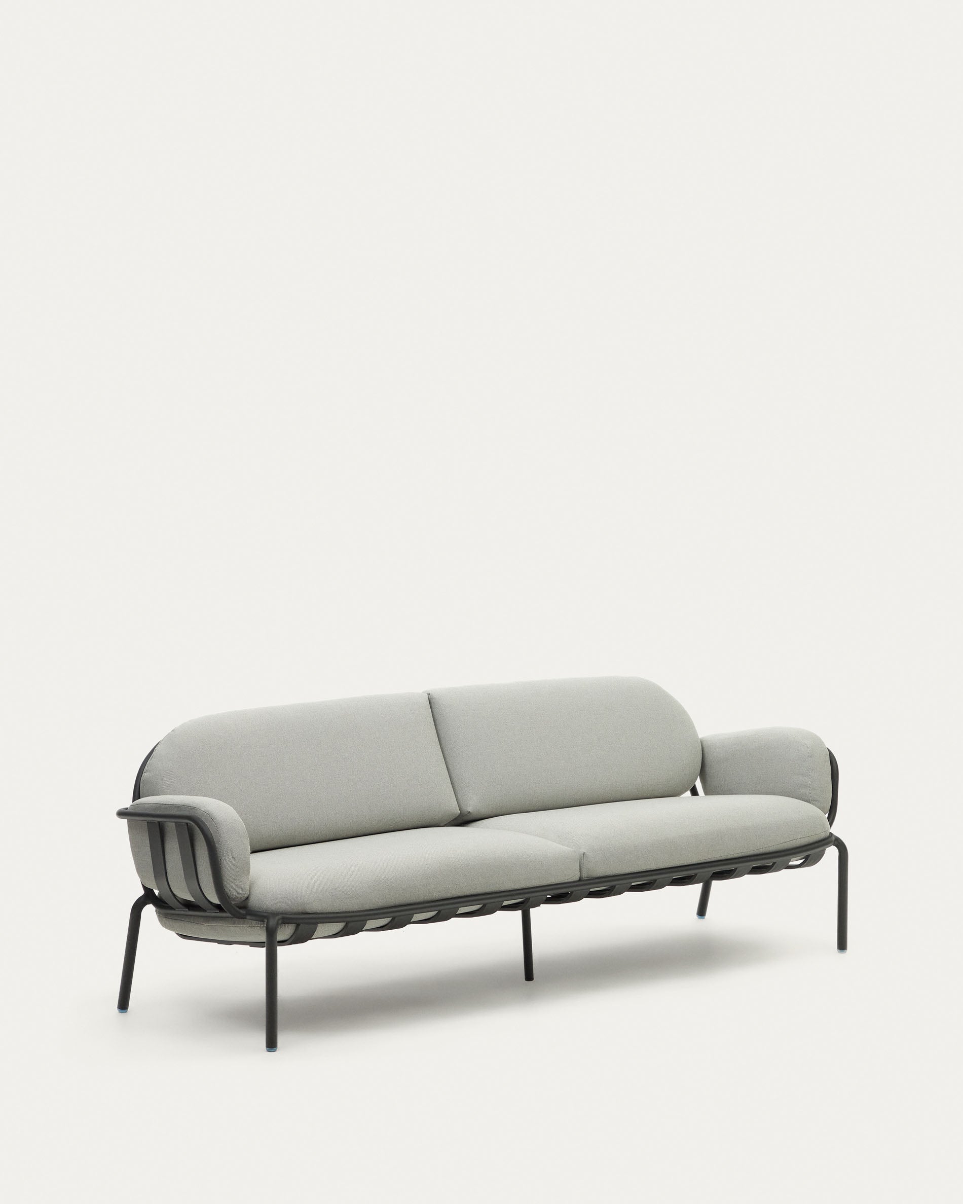 Joncols 3-Sitzer-Gartensofa aus Aluminium mit Finish in Grau 225 cm in Grau präsentiert im Onlineshop von KAQTU Design AG. Lounge Sofa ist von Kave Home