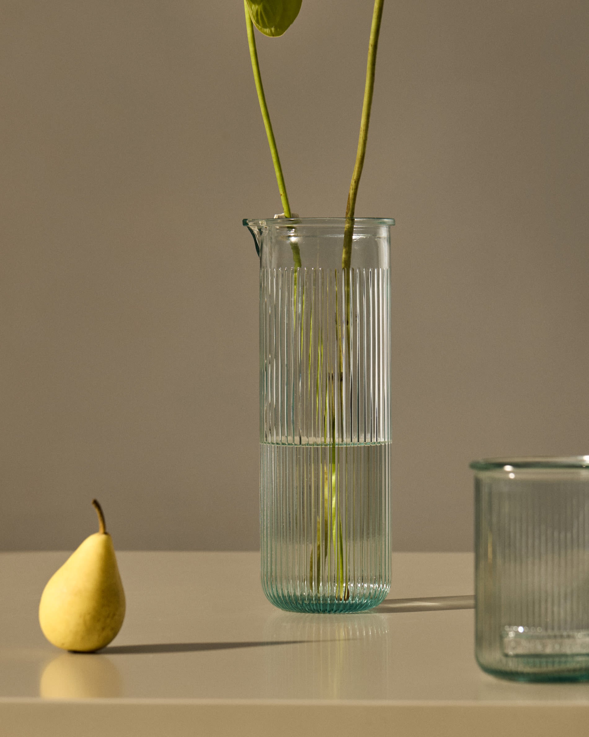 Milma Glas aus transparentem Recyclingglas in Klar präsentiert im Onlineshop von KAQTU Design AG. Glas ist von Kave Home