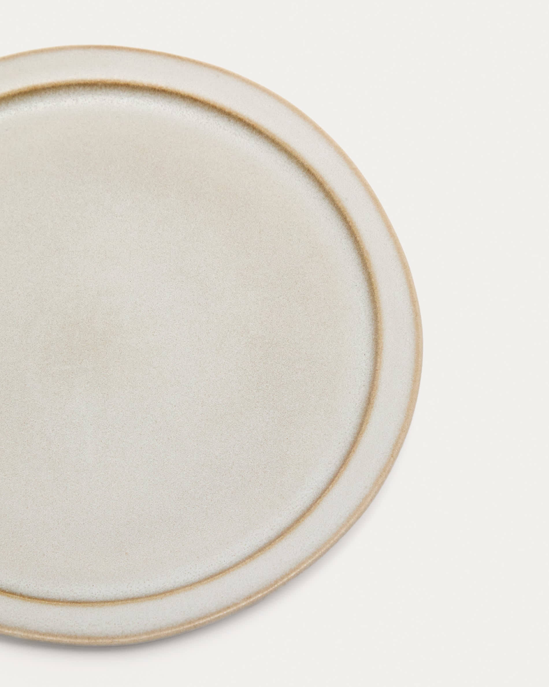 Coval Keramik-Dessertteller weiss in Beige präsentiert im Onlineshop von KAQTU Design AG. Teller ist von Kave Home