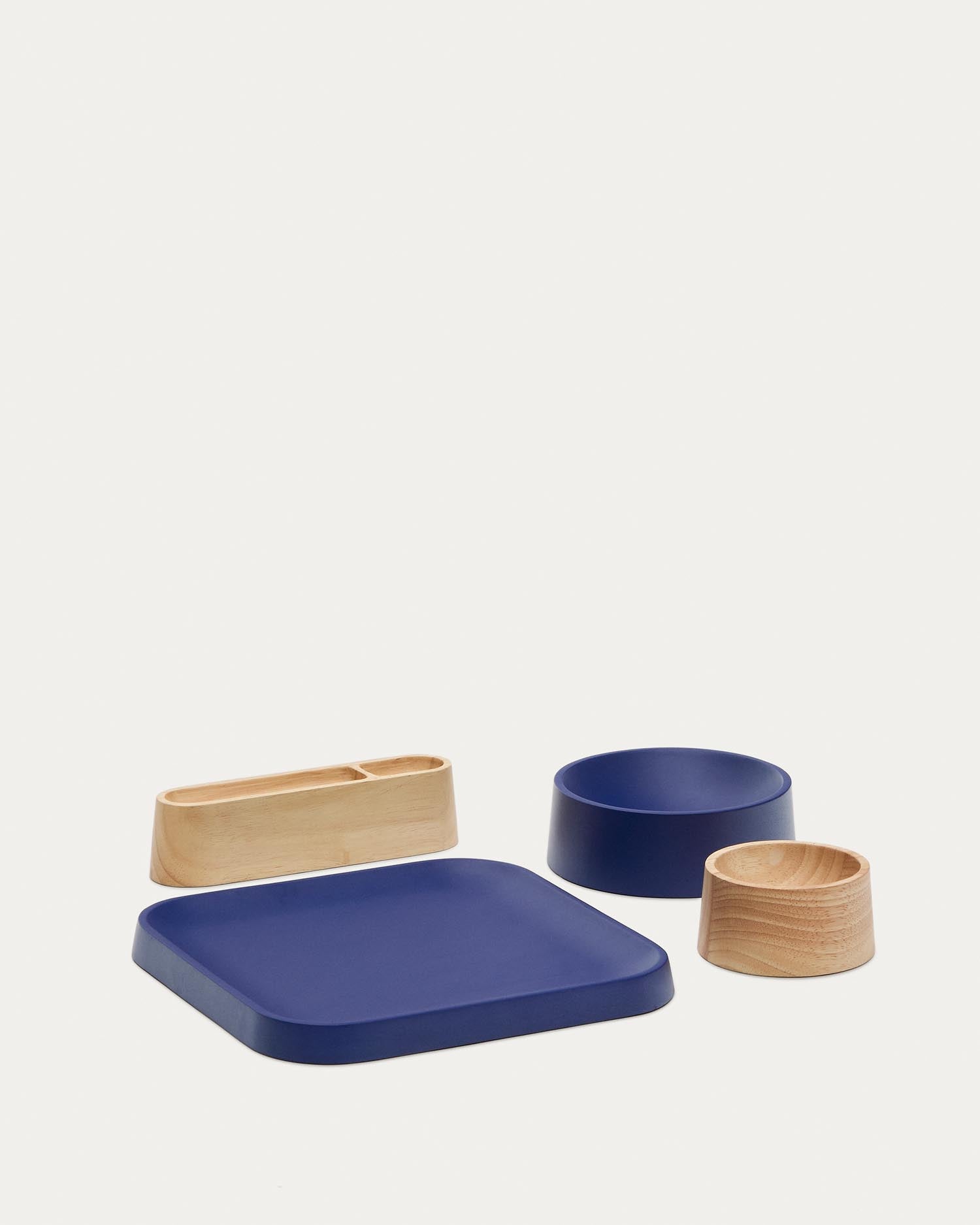 Set Bletz aus Vorspeisentellern aus Akazienholz mit natürlichem und blauem Finish FSC 100% in Dunkelblau präsentiert im Onlineshop von KAQTU Design AG. Teller ist von Kave Home