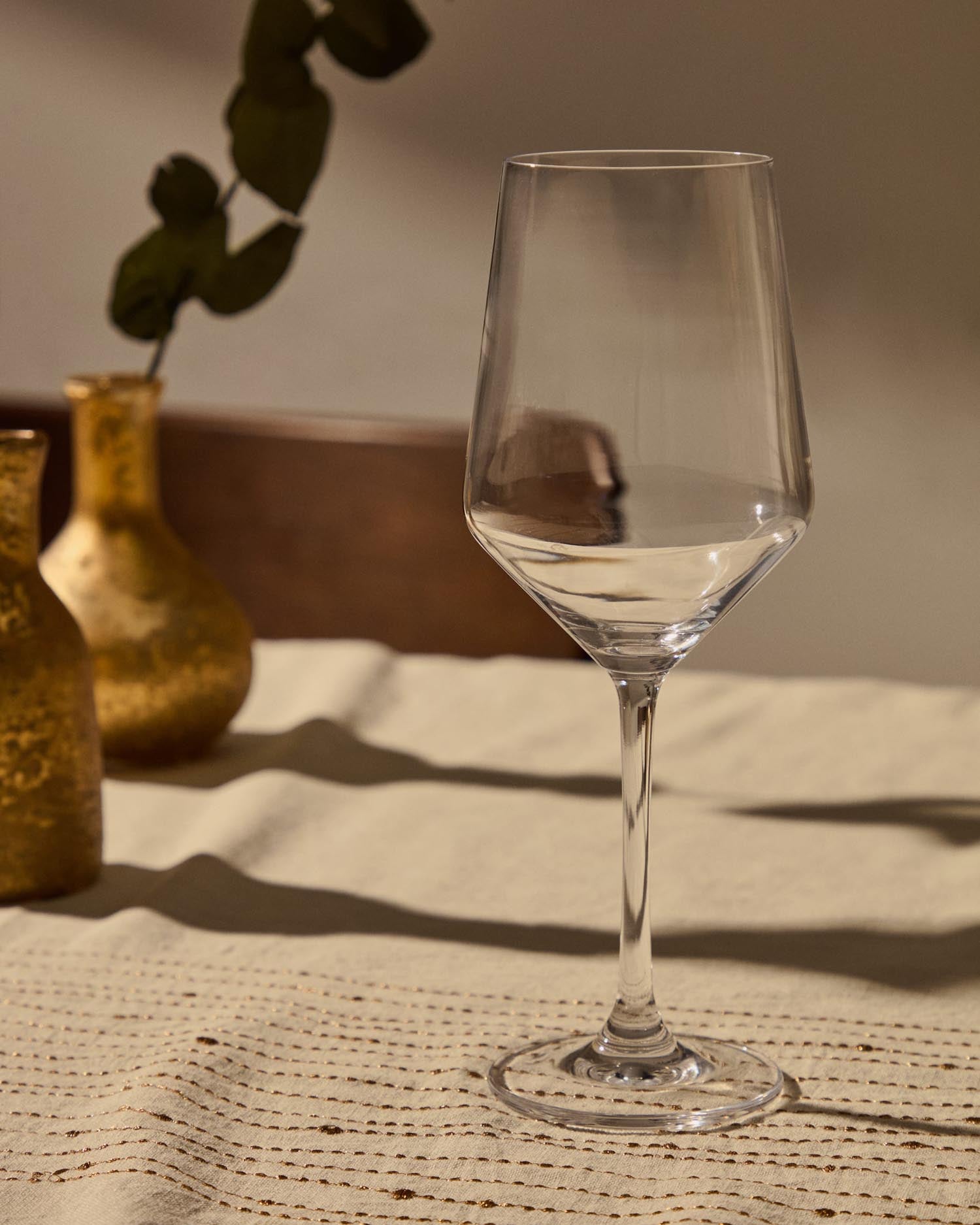 Weinglas Kiro aus Klarglas 43 cl in Klar präsentiert im Onlineshop von KAQTU Design AG. Wein- & Sektglas ist von Kave Home