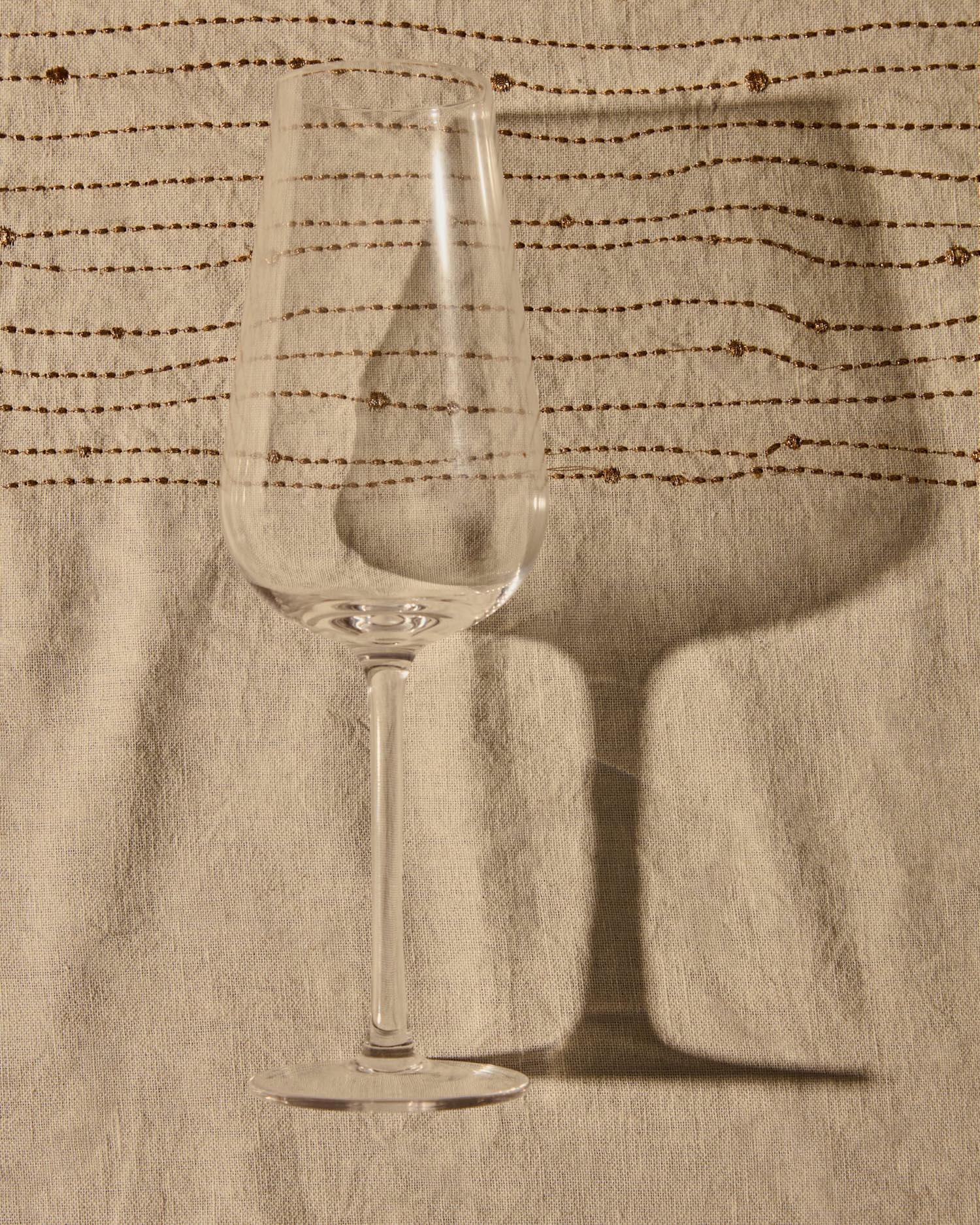 Sektglas Altira aus Klarglas 26 cl in Klar präsentiert im Onlineshop von KAQTU Design AG. Wein- & Sektglas ist von Kave Home