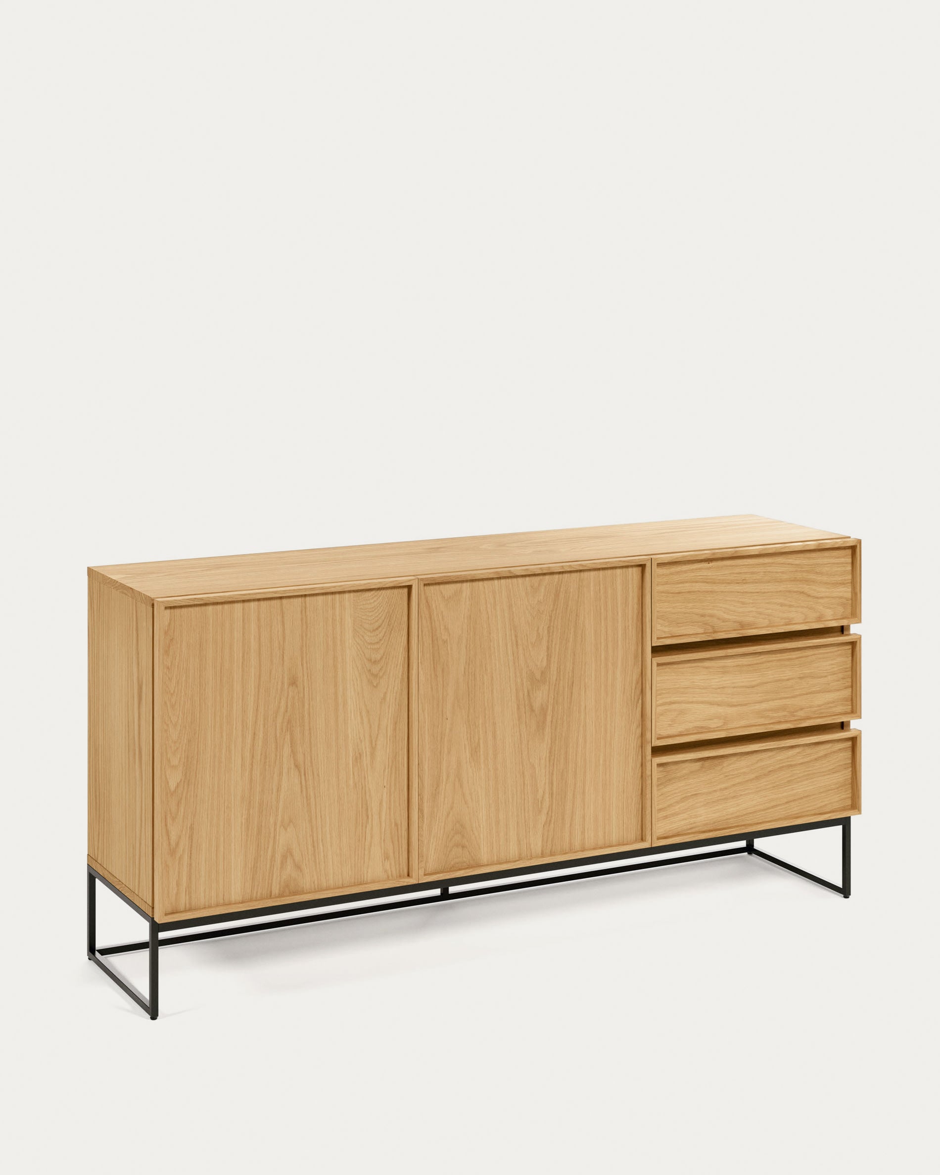 Taiana Sideboard 2 Türen 3 Schubladen Eichenfurnier Stahlgestell in Schwarz 160 x 78 cm in Braun präsentiert im Onlineshop von KAQTU Design AG. Sideboard ist von Kave Home