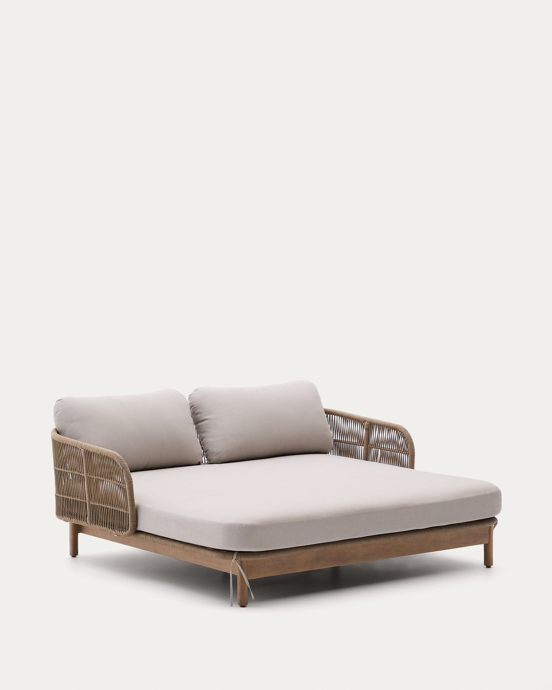 2er-Sonnenliege Catalina aus beigem Seil und massivem Akazienholz FSC 100% in Hellbraun präsentiert im Onlineshop von KAQTU Design AG. Liegestuhl ist von Kave Home