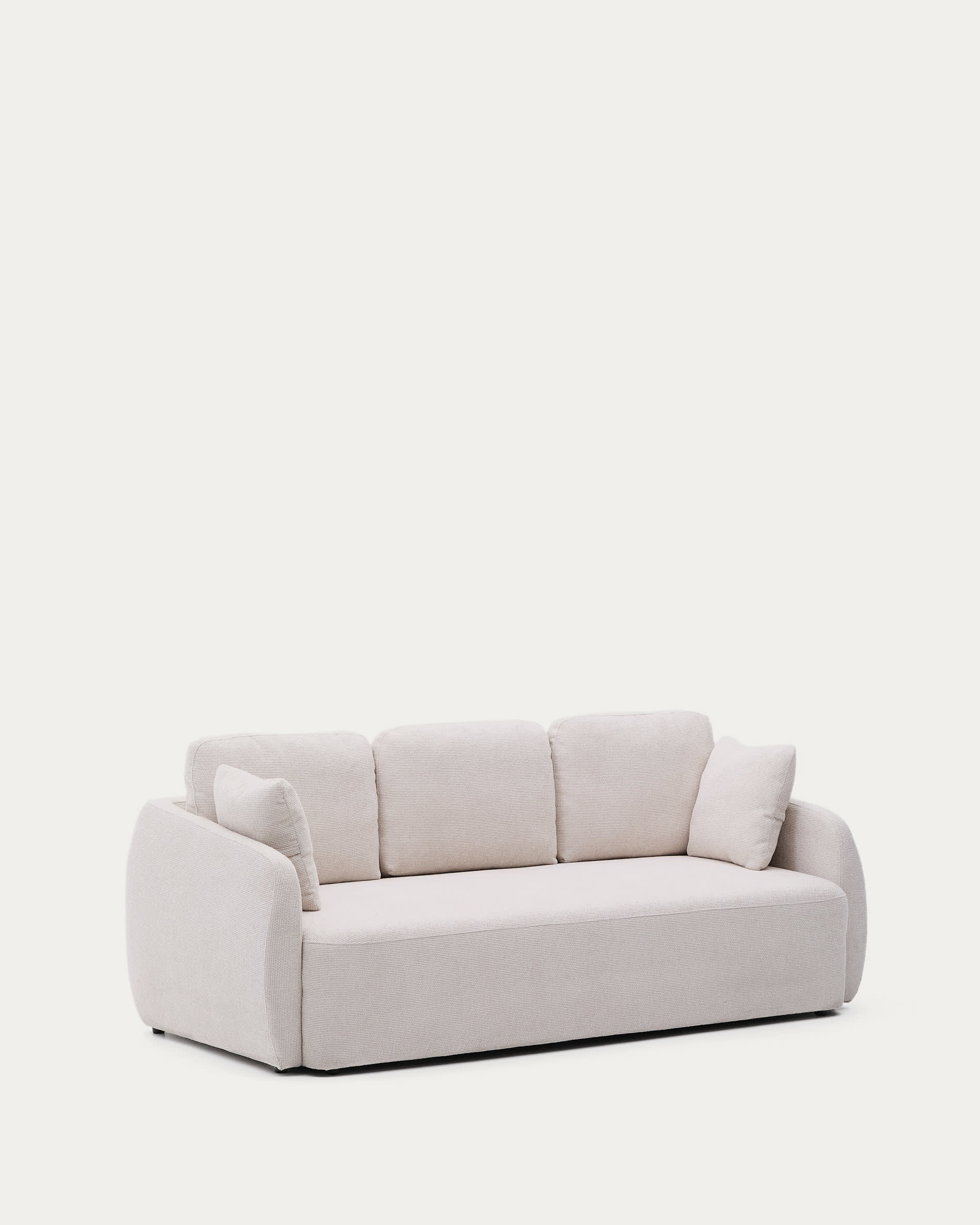 Schlafsofa Laira 3-Sitzer in Chenille ecru 225 cm FSC Mix Credit in Ecru präsentiert im Onlineshop von KAQTU Design AG. 3er Sofa ist von Kave Home