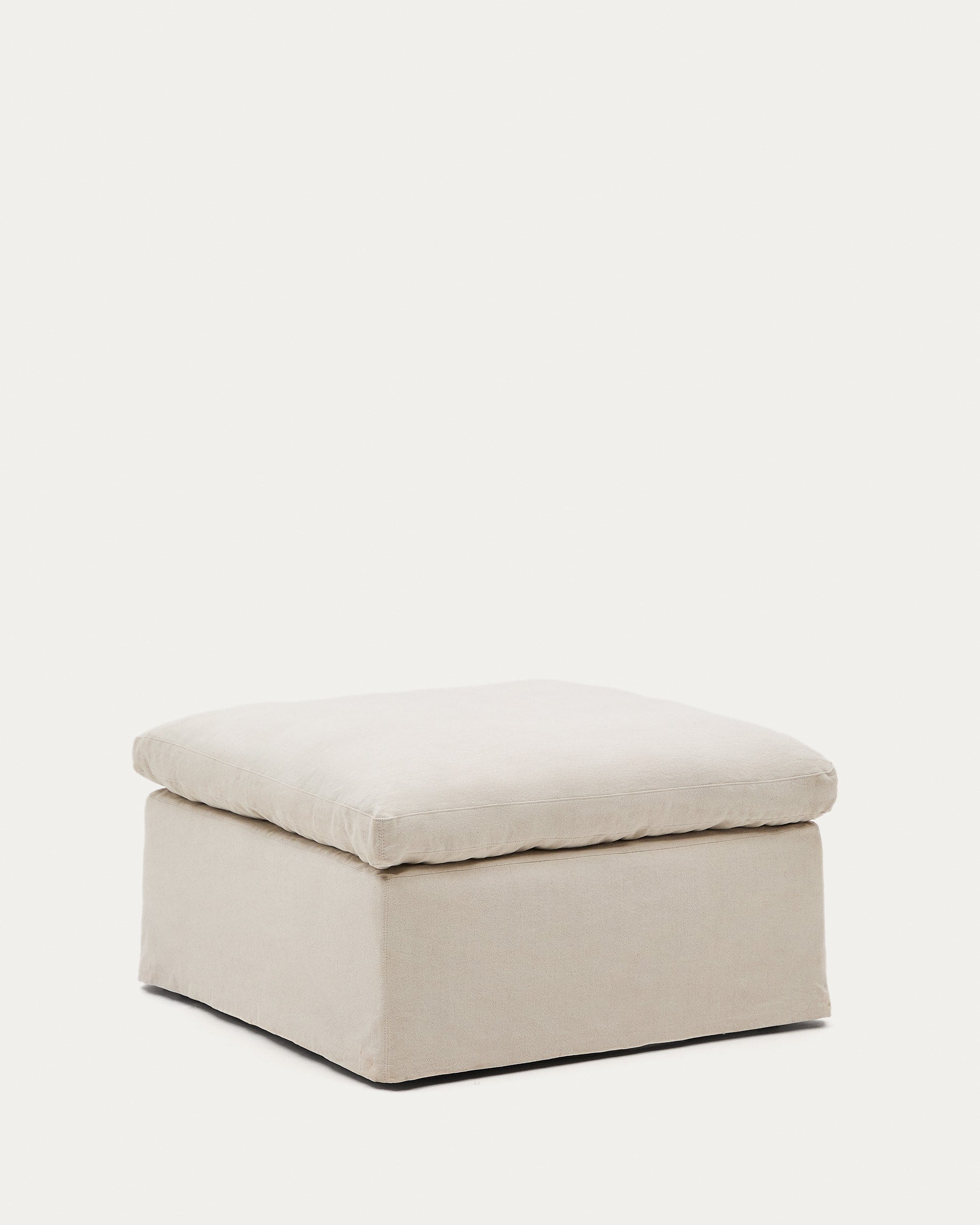 Zenira Fusshocker mit abnehmbarem Bezug und Kissen aus Baumwolle und Leinen beige 90 x 90 cm in Beige präsentiert im Onlineshop von KAQTU Design AG. Ottoman ist von Kave Home