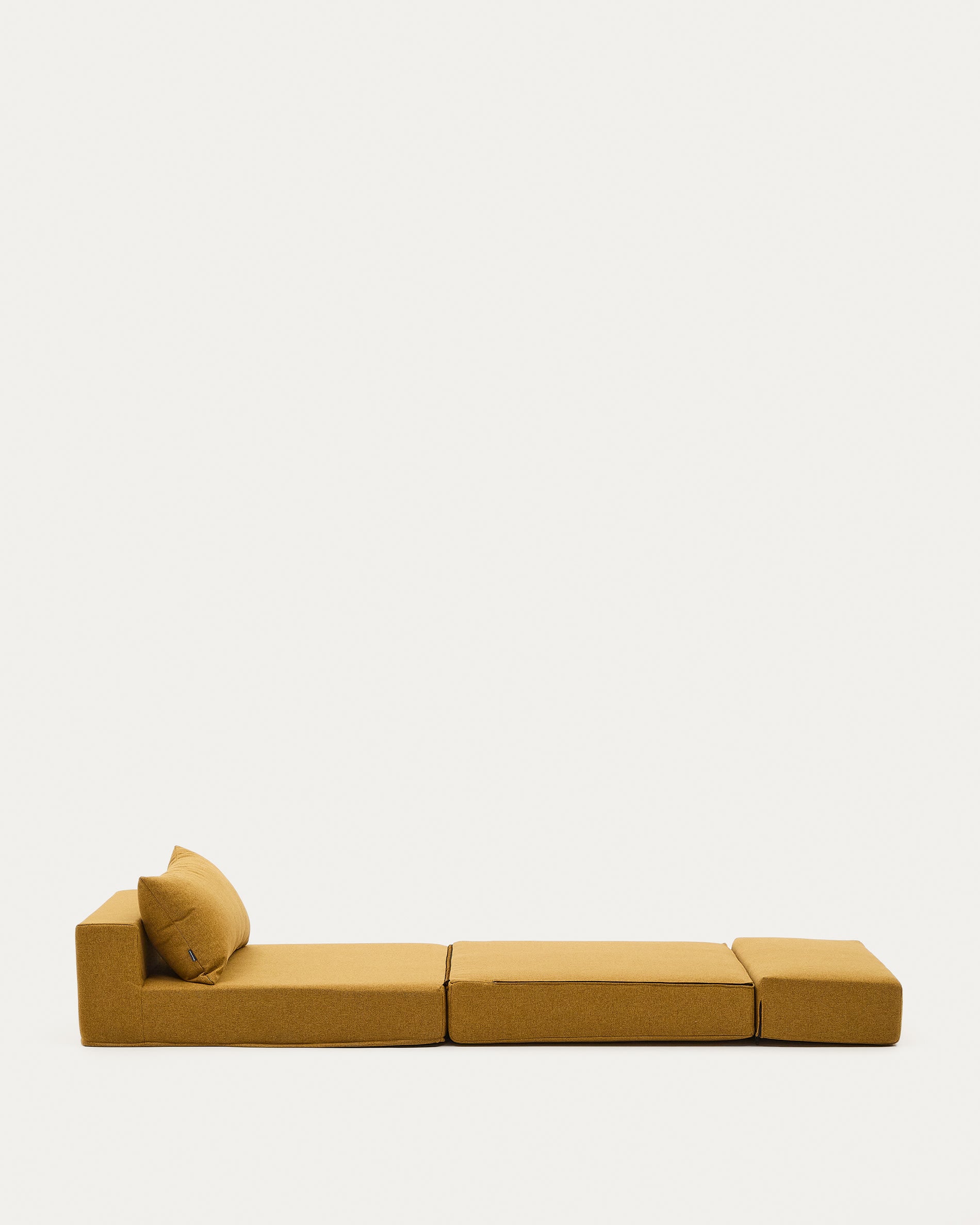 Pouf Schlafsofa Arty Farbe Senf 70 x 89 (200) cm in Senfgelb präsentiert im Onlineshop von KAQTU Design AG. Pouf ist von Kave Home