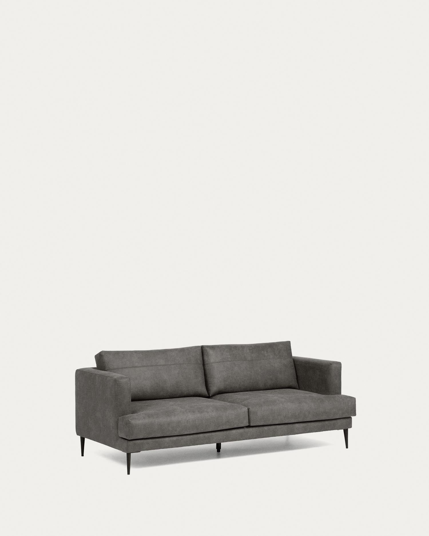 Tanya 2-Sitzer Sofa gepolstert in dunkelgrau 183 cm FSC Mix Credit in Schwarz präsentiert im Onlineshop von KAQTU Design AG. 2er Sofa ist von Kave Home