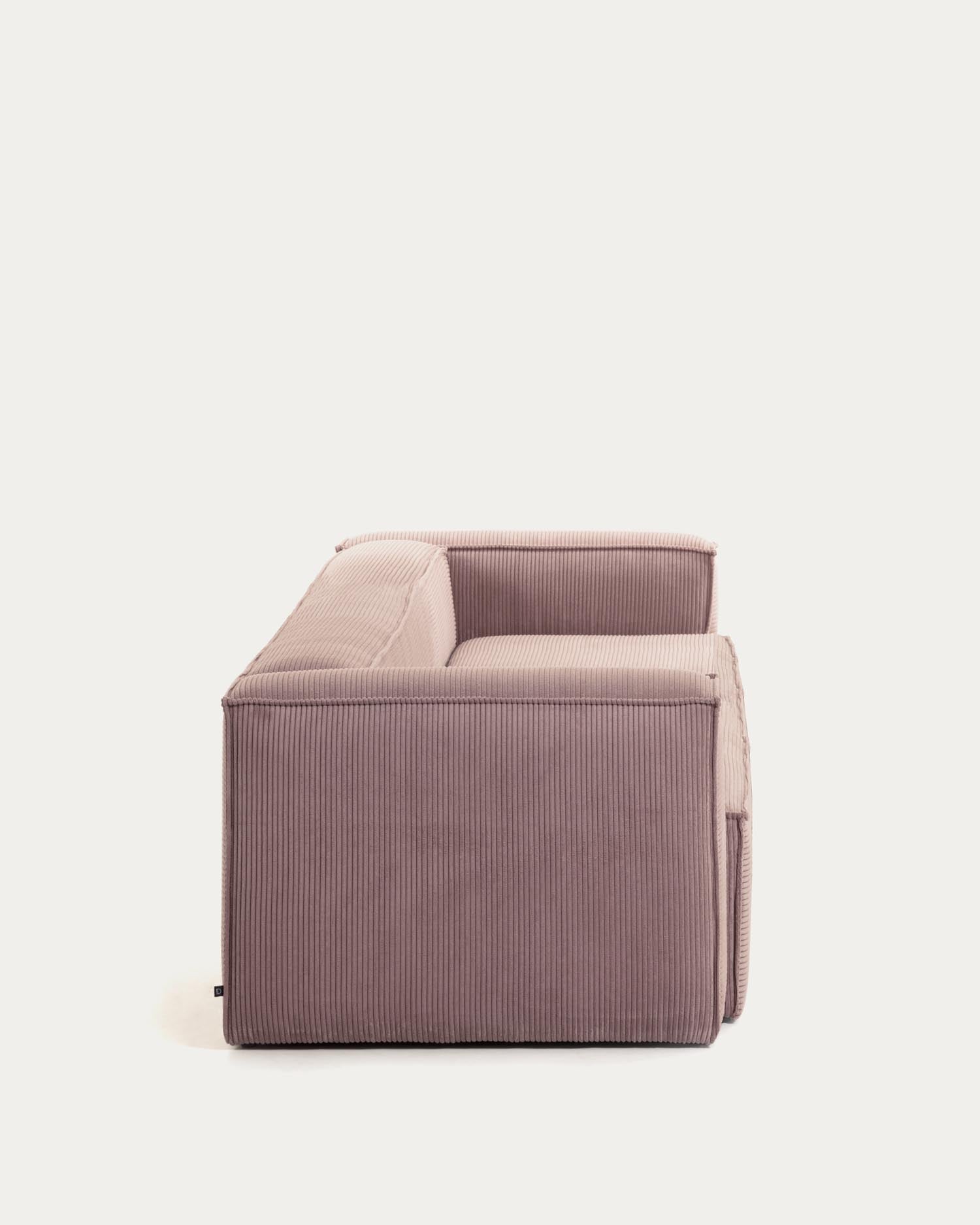 Blok 3-Sitzer-Sofa breiter Cord rosa 240 cm in Rosa präsentiert im Onlineshop von KAQTU Design AG. 3er Sofa ist von Kave Home