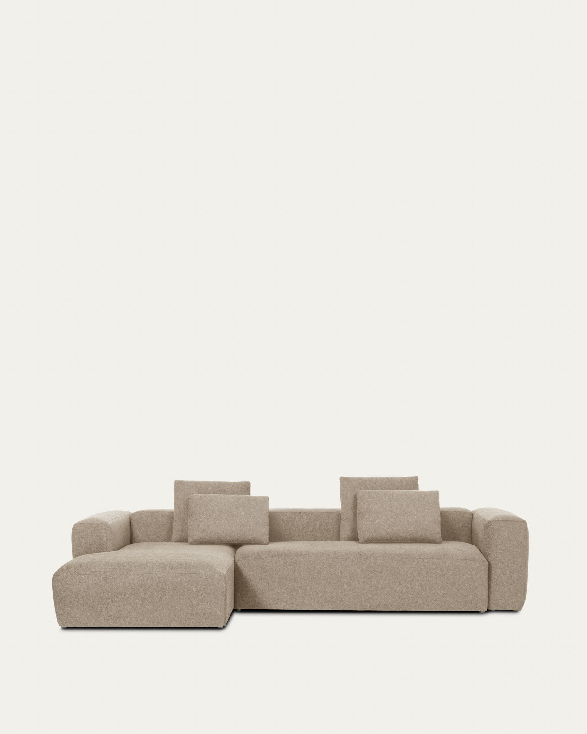 Blok 4-Sitzer Sofa mit Chaiselongue links beige 330 cm FSC Mix Credit in Beige präsentiert im Onlineshop von KAQTU Design AG. 4er Sofa ist von Kave Home