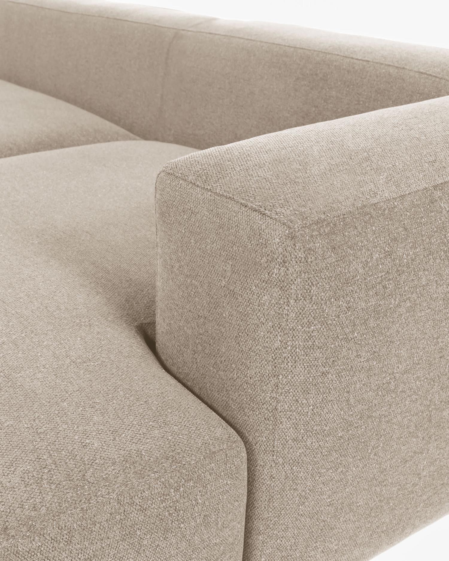 Blok 2-Sitzer Sofa mit Chaiselongue rechts beige 240 cm FSC Mix Credit in Beige präsentiert im Onlineshop von KAQTU Design AG. 2er Sofa ist von Kave Home