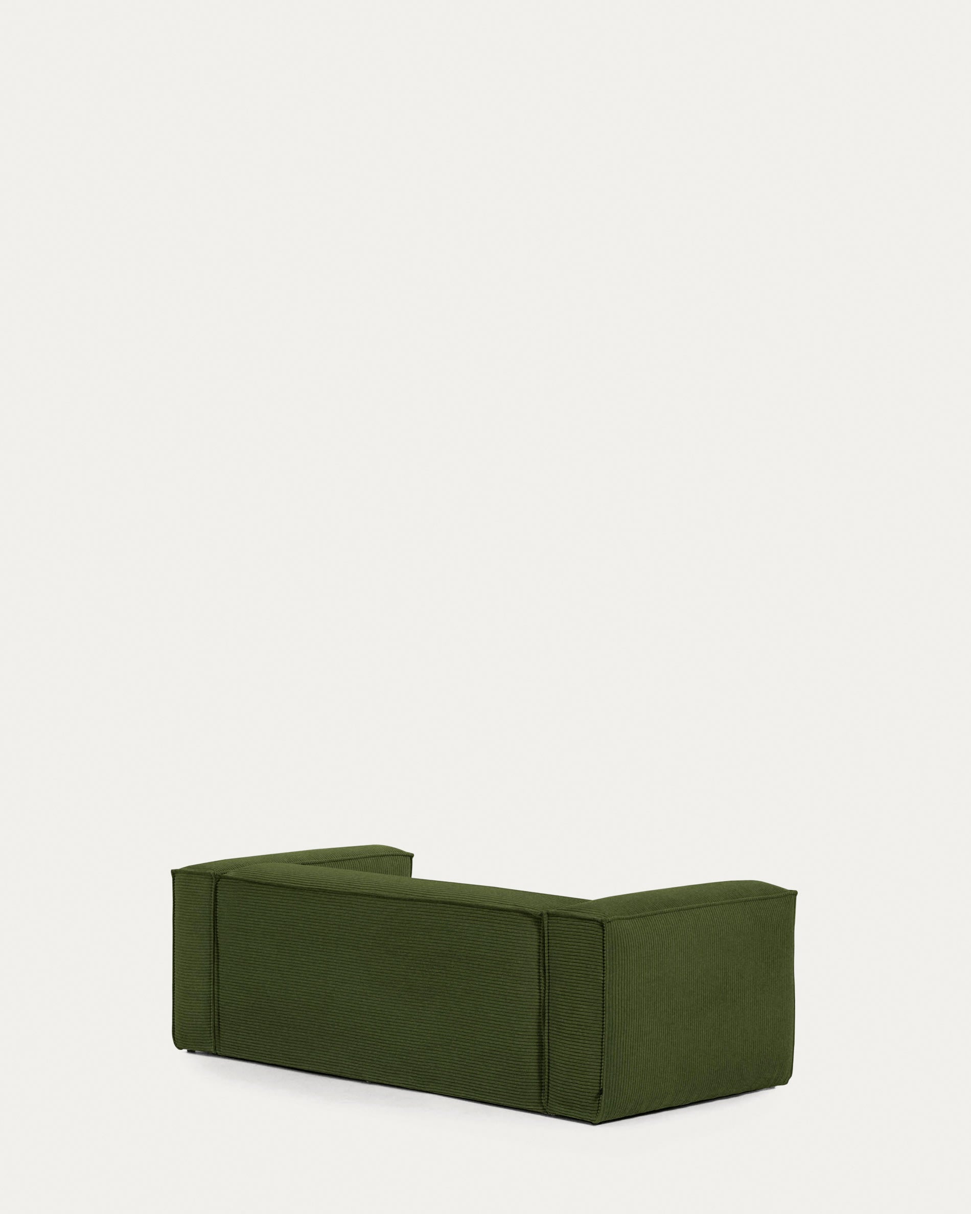 Blok 2-Sitzer-Sofa mit Chaiselongue rechts breiter Cord grün 240 cm FSC Mix Credit in Grün präsentiert im Onlineshop von KAQTU Design AG. 2er Sofa ist von Kave Home